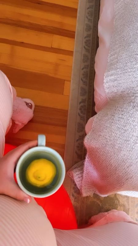 What my mornings look like these days hehe🤰🫶🏽🤭 - sweet Judson is still sleeping 😴 in and I’m doing a little bouncing on my pregnancy ball lol 🔴 and sippin’ on my warm lemon 🍋 water (sooo good to start your mornings with this 🙌🏽)!! Once J wakes up, we are headed to spend the morning with my bestie and her sweet 2 month old 👶🏼🥰 (& bring over some Starbucks too)!! 😘🫶🏽 Hope everyone has a lovely Friday and start to this first weekend of MAY!!! 🍓✨🌷✨💐

#LTKbump #LTKbaby #LTKfamily