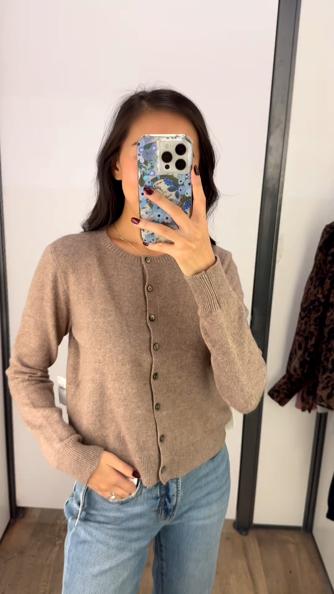 Cardigan (XS), jeans (0), old navy sale, old navy cardigan, straight leg jeans, cropped cardigann

#LTKSaleAlert #LTKPetite #LTKHoliday