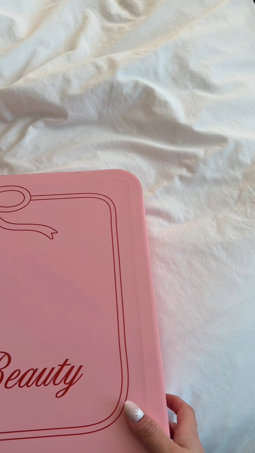 Unboxing the 2025 revolve beauty advent calendar which sold out in less than 2 weeks last year😳😱

#LTKHoliday #LTKGiftGuide #LTKBeauty