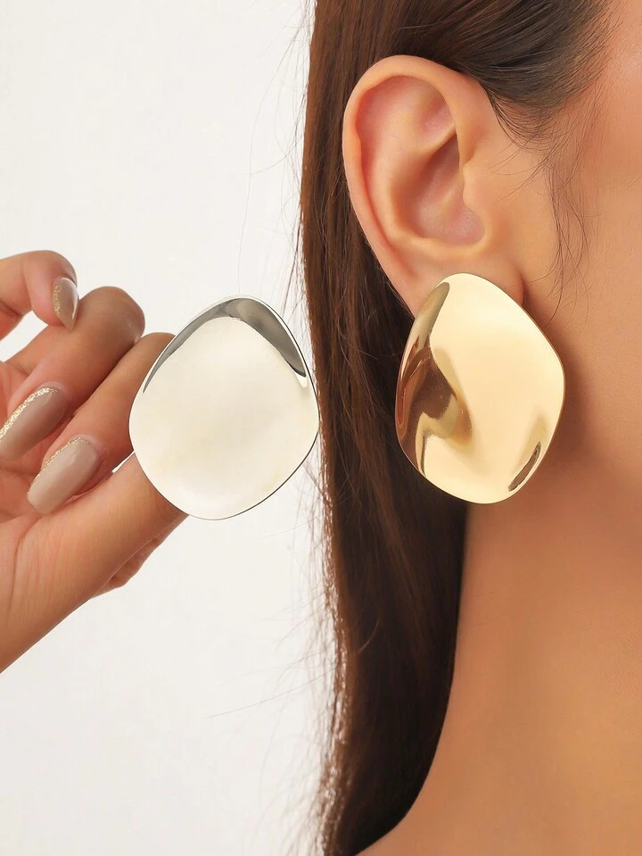 Trends1pair Oversized Asymmetrical Flat Metal Stud Earrings, Vintage Exaggerated Design For Daily... | SHEIN