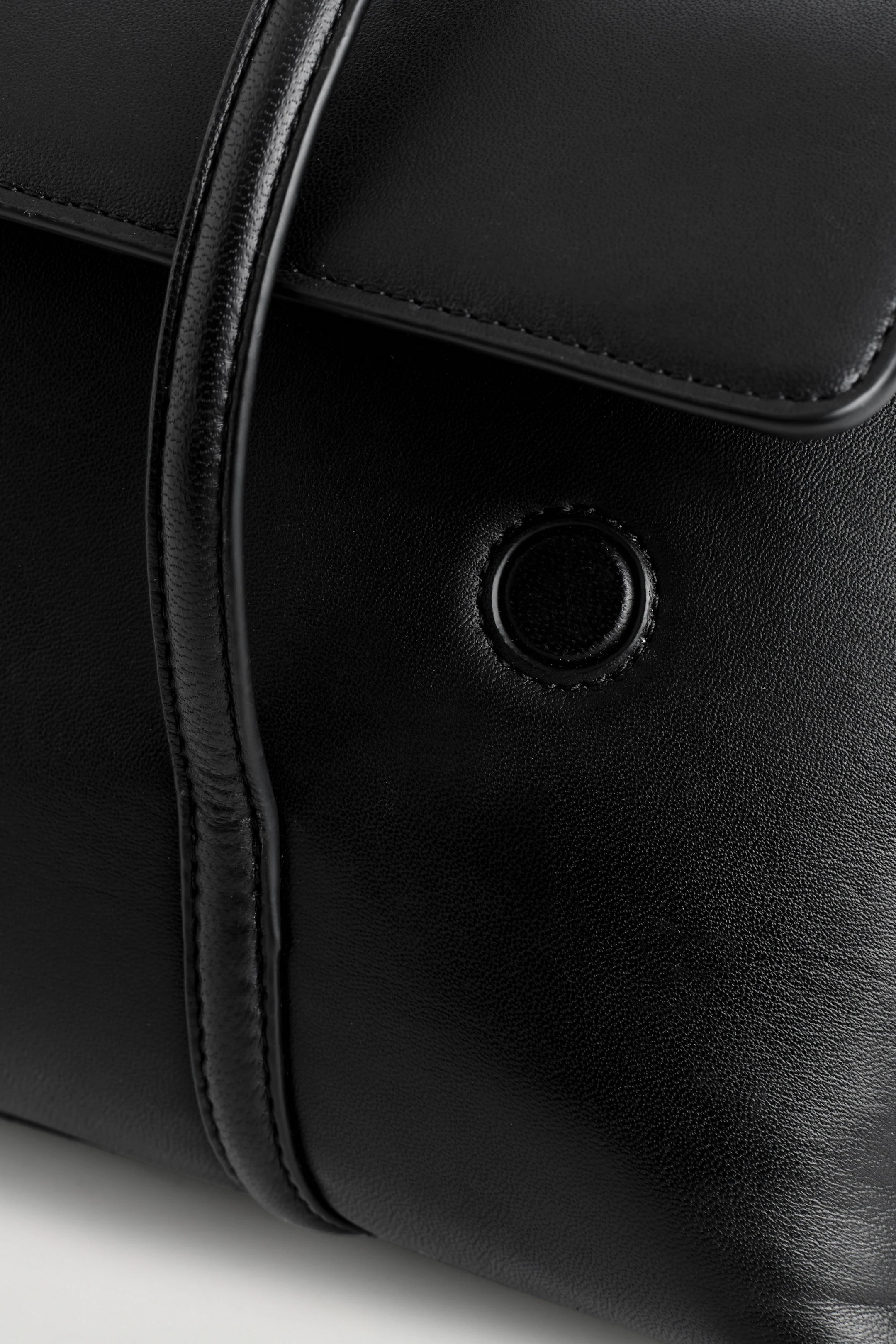 NOUVEAU SCHULTERTASCHE - LEDER - SCHWARZ | COS AT | COS (EU)