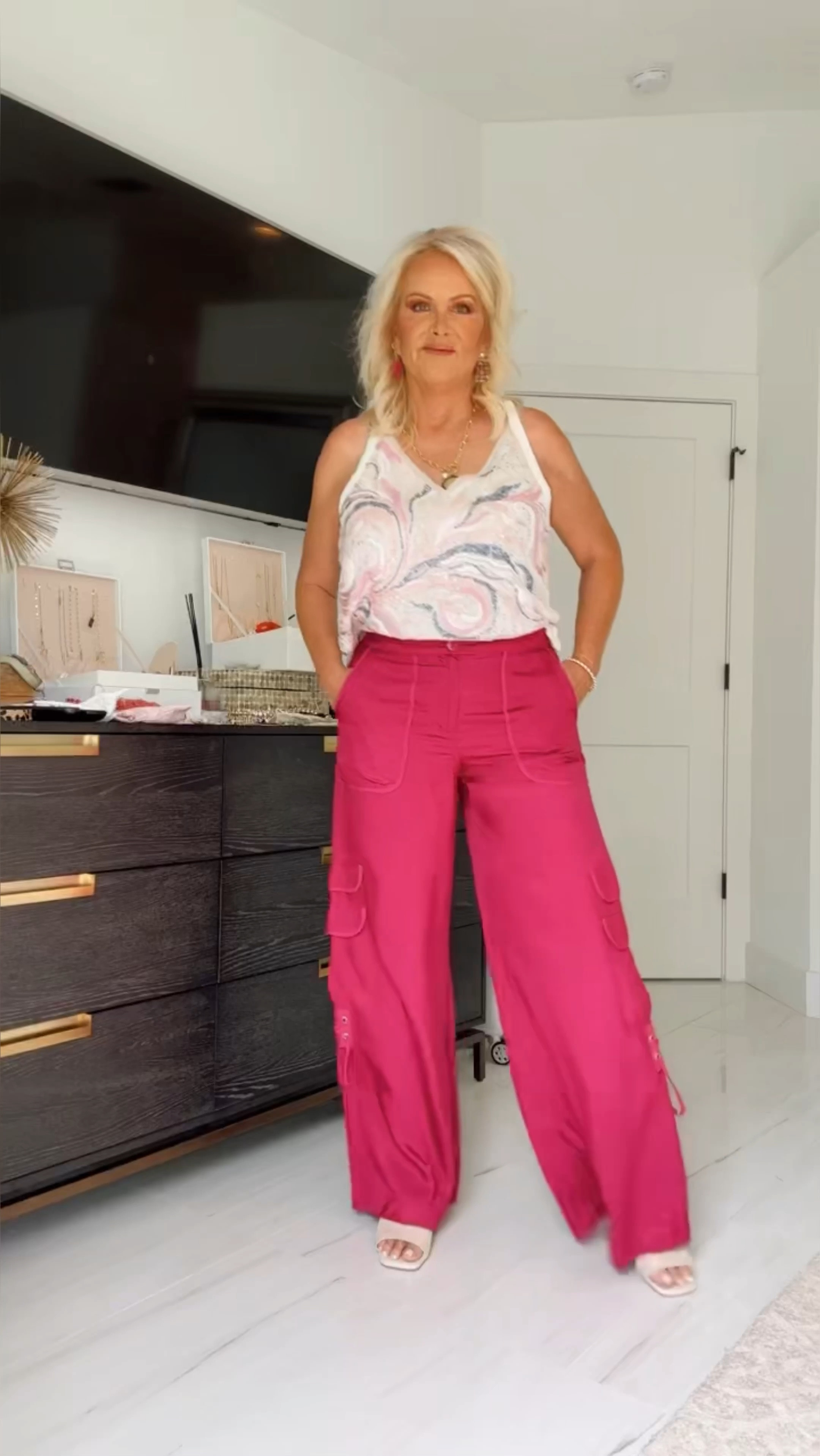 Cargo pants are in! I found the perfect color! I couldn’t link these but I linked some other you will love as well! 

#LTKSeasonal