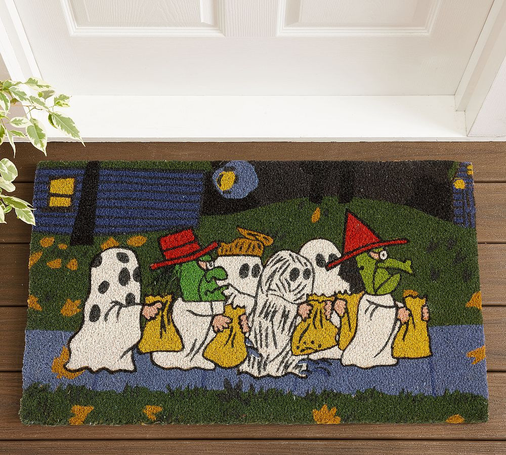 Peanuts™ Halloween Trick Or Treat Doormat | Pottery Barn (US)