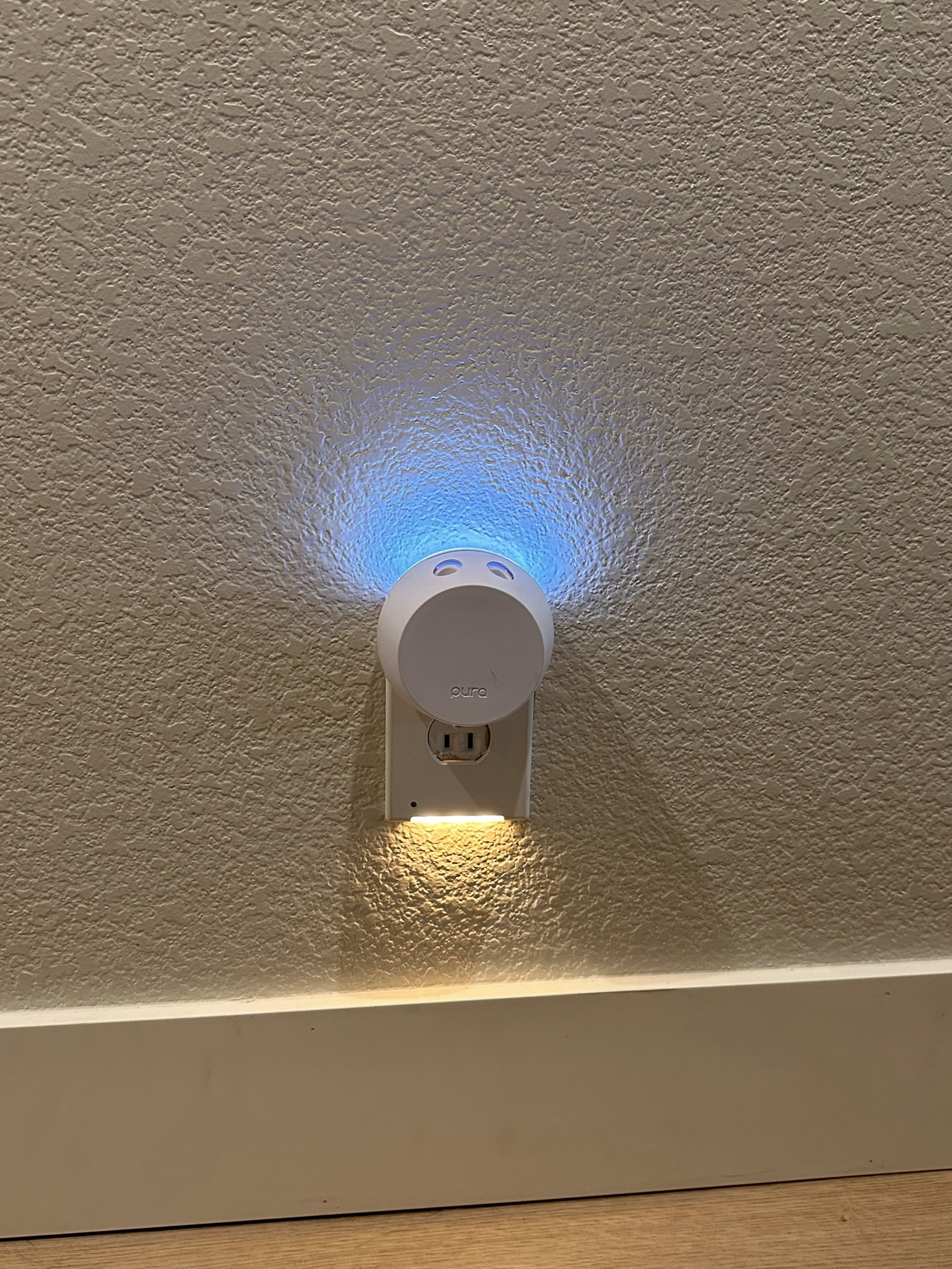 Keeping our home smelling fresh around the clock in 2025! LOVING this diffuser and the ability to set a full schedule for it

#LTKFindsUnder50 #LTKHome #LTKGiftGuide