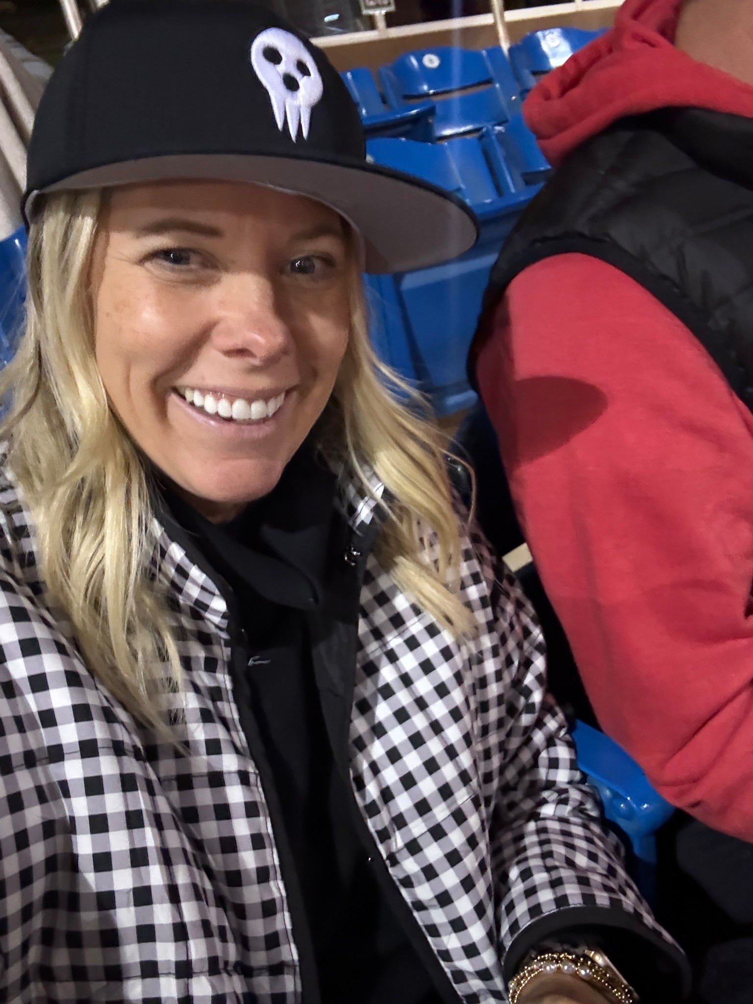 Gingham jacket with an alo mock pullover underneath. XS alo top and small jacket 

#LTKmomlife #LTKActive #LTKHoliday