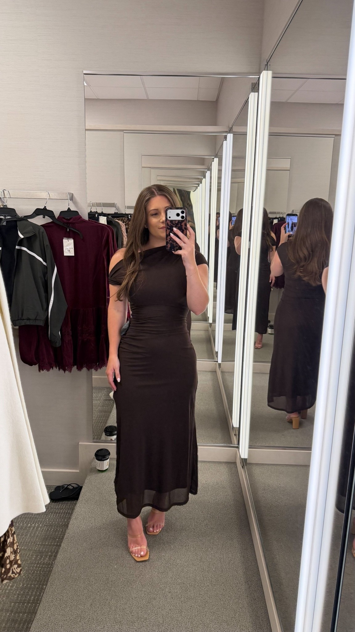 Nordstrom Anniversary Sale 💛 perfect wedding guest dress! So flattering. I’m 5’1 wearing size XS

#LTKgrwm #LTKootd #LTKSaleAlert