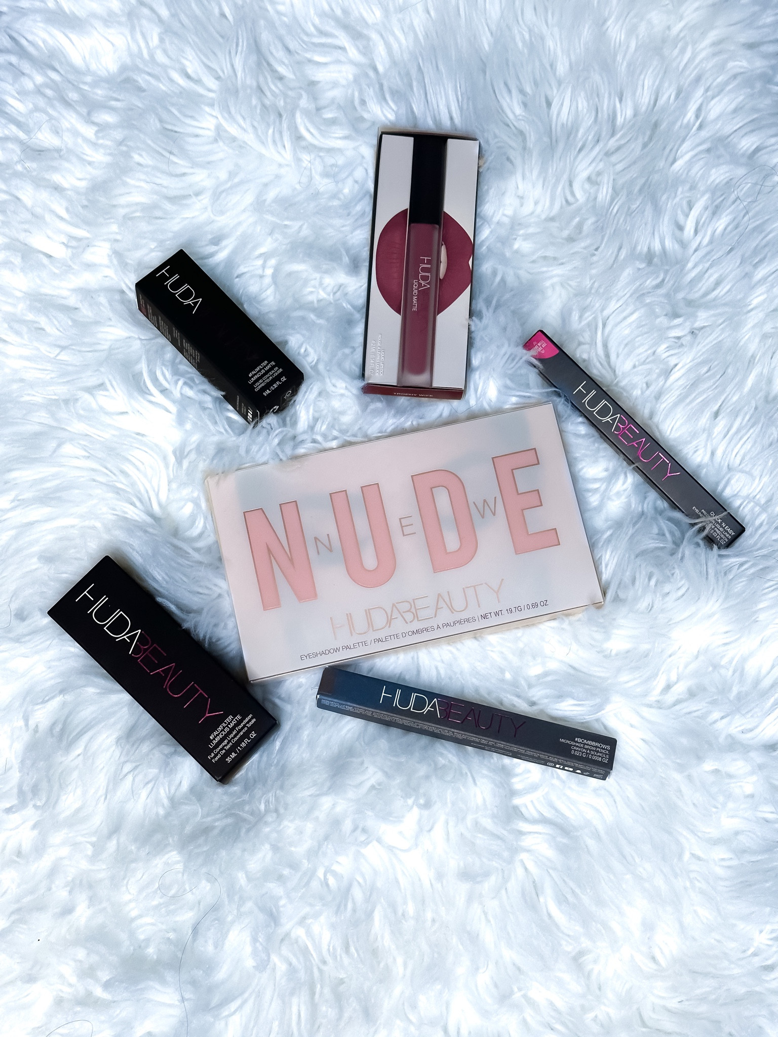 Makeup make the best gifts! The eyeshadow palette is sold out so I added my favorites. 

#LTKbeauty #LTKGiftGuide #LTKHoliday