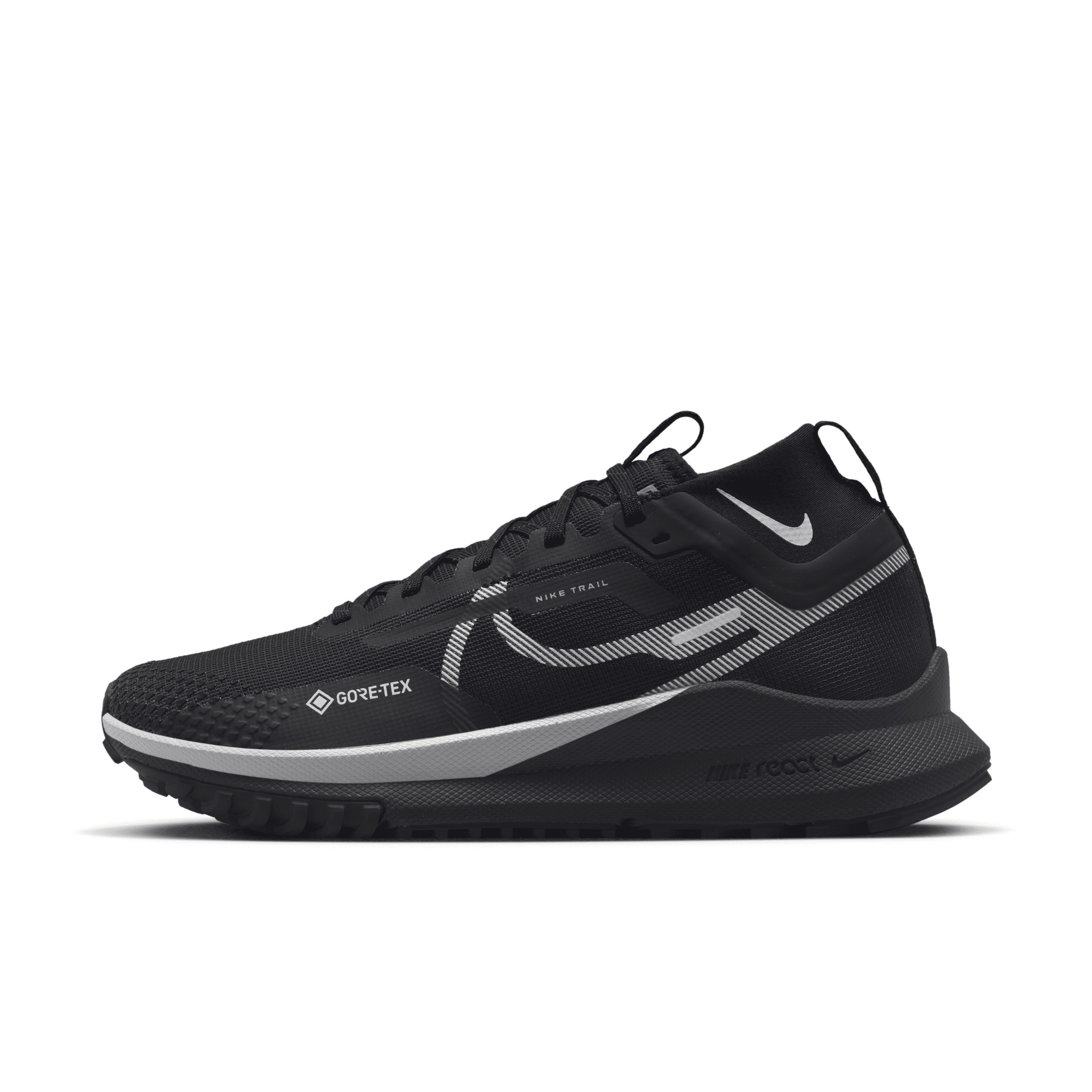Nike Women's Pegasus Trail 4 GORE-TEX Waterproof Trail Running Shoes in Black, Size: 5.5 | DJ7929-001 | Nike (US)