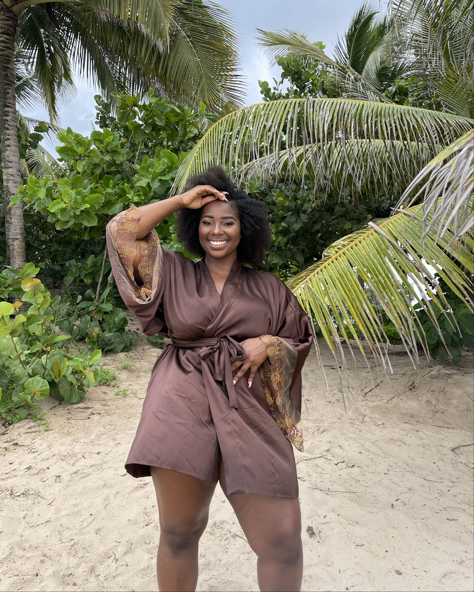 Sometimes it’s what’s underneath that matters! 

#LTKPetite #LTKPlusSize #LTKMidsize