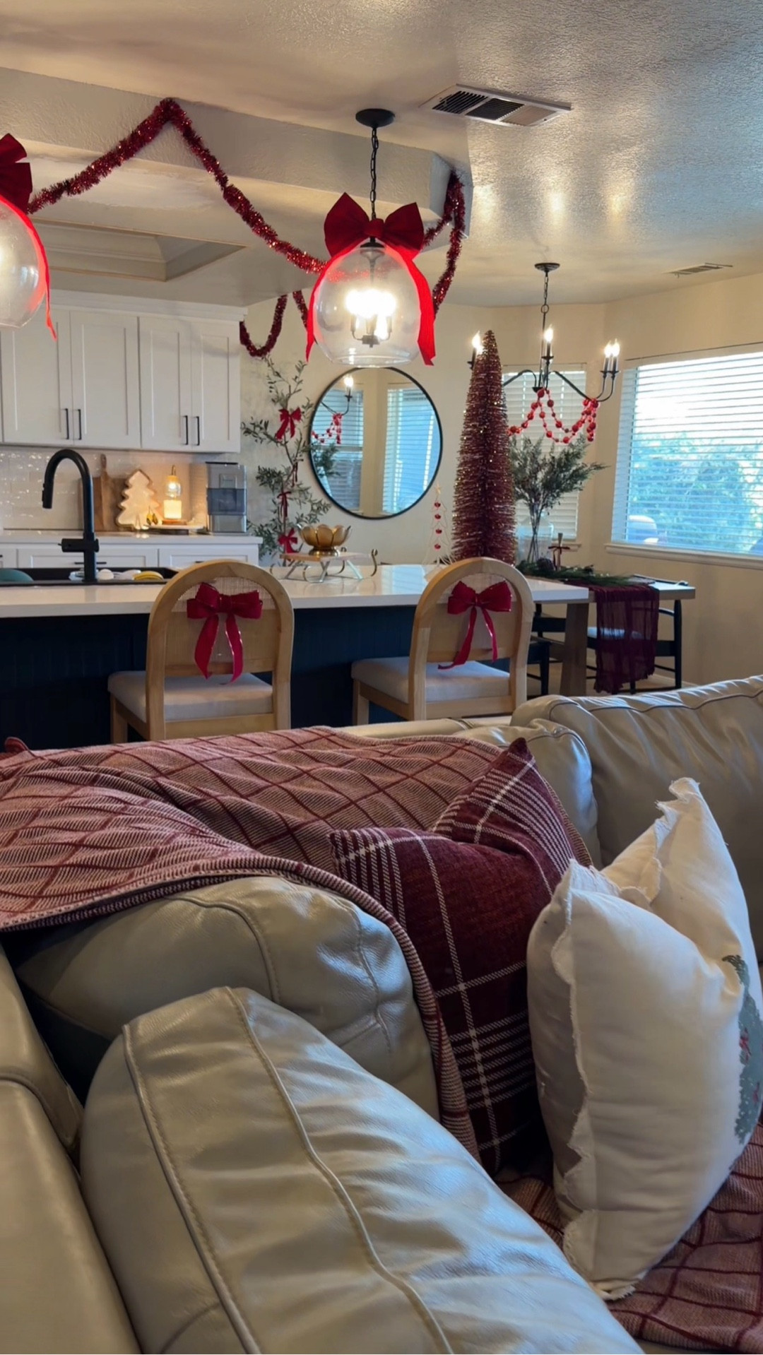 Things I purchased this year to decorate my home  for Xmas ✨

#LTKSeasonal #LTKFindsUnder50 #LTKHoliday