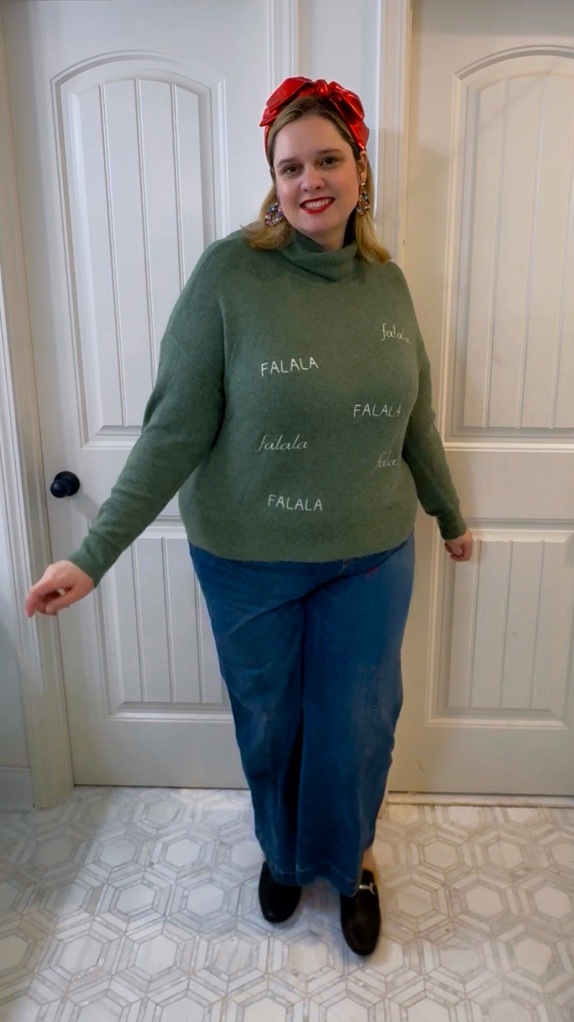 A cute and cozy sweater for a casual look from Crown & Ivy x Sewing Down South Holiday. Wearing the xxl 

#LTKSaleAlert #LTKStyleTip #LTKHoliday