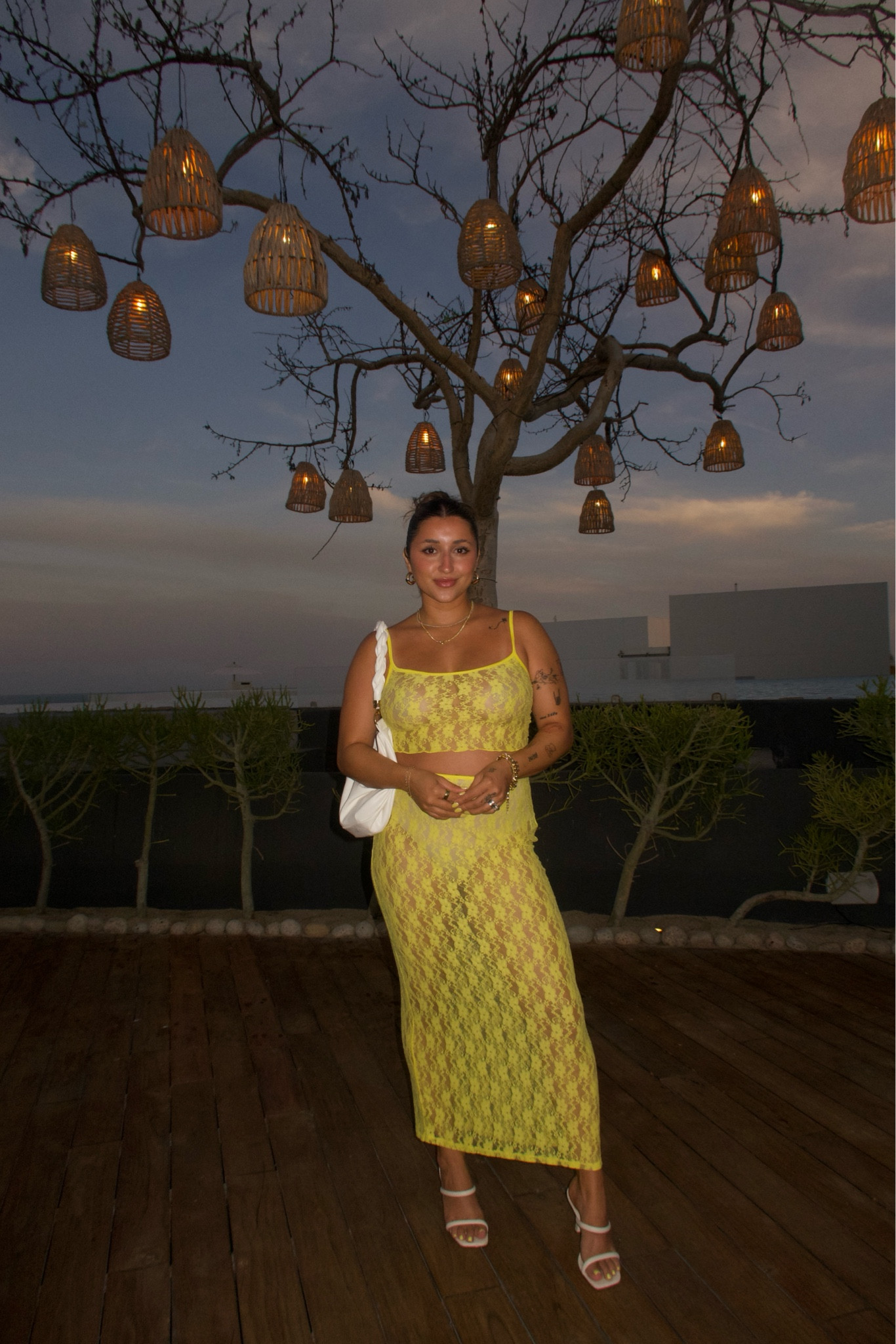 Cabo night 3 // yellow set 💛