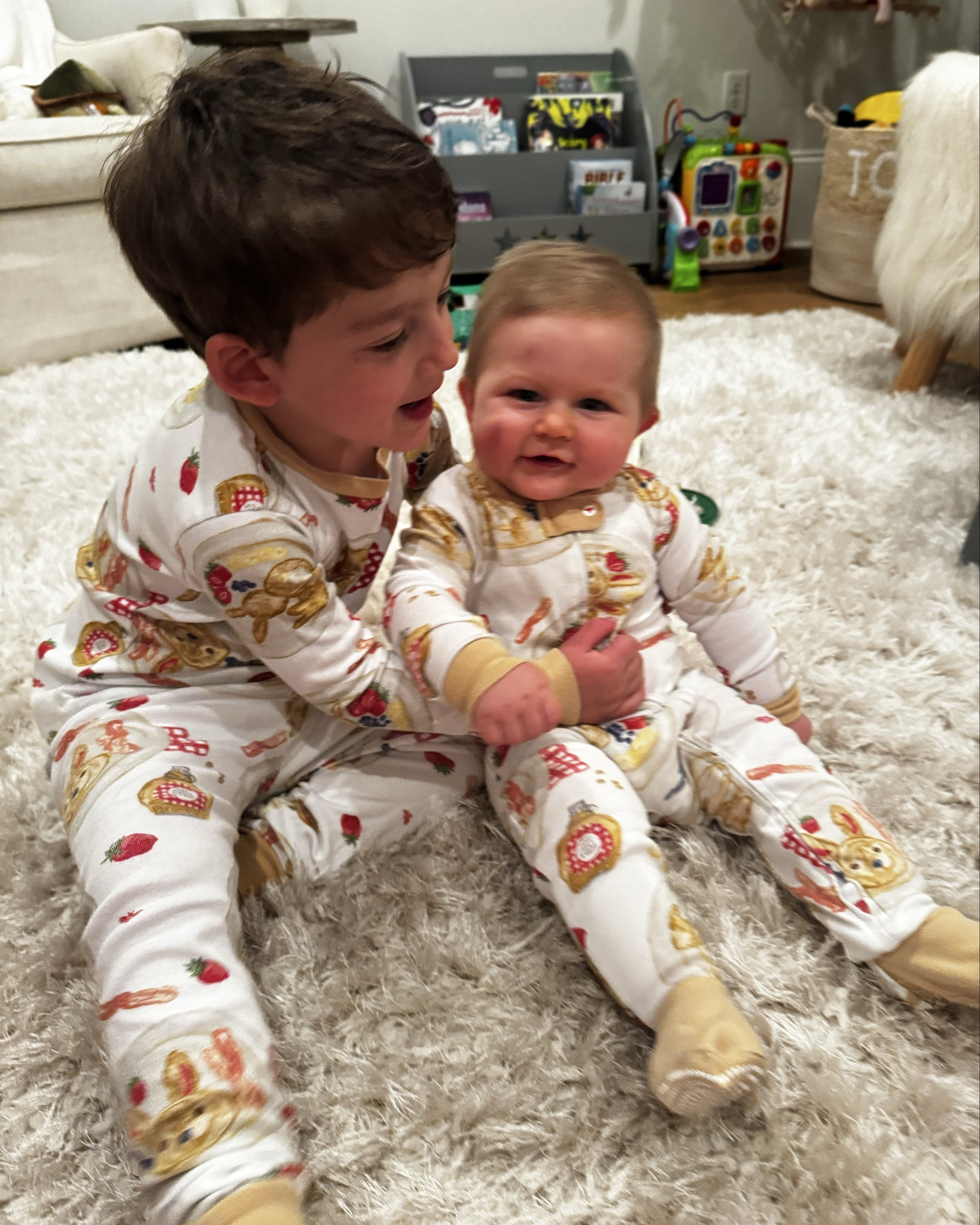 Who doesn’t love bunny shaped pancakes with syrup!! Another one of my favorite baby and toddler matching pjs!! They are on sale now!! Perfect time to get before Easter!!
#amazonfind #easterpjs #kidseasteroutfit

#LTKBaby #LTKSeasonal #LTKKids