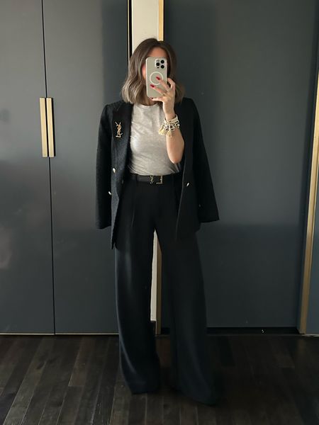 hm blazer (tts, xs)
abercrombie tee (sized up one to sm)
abercrombie pants (sized up one and got long to wear with heels and for a slightly slouchier fit)
saint laurent pin

#LTKCon #LTKstyletip #LTKworkwear
