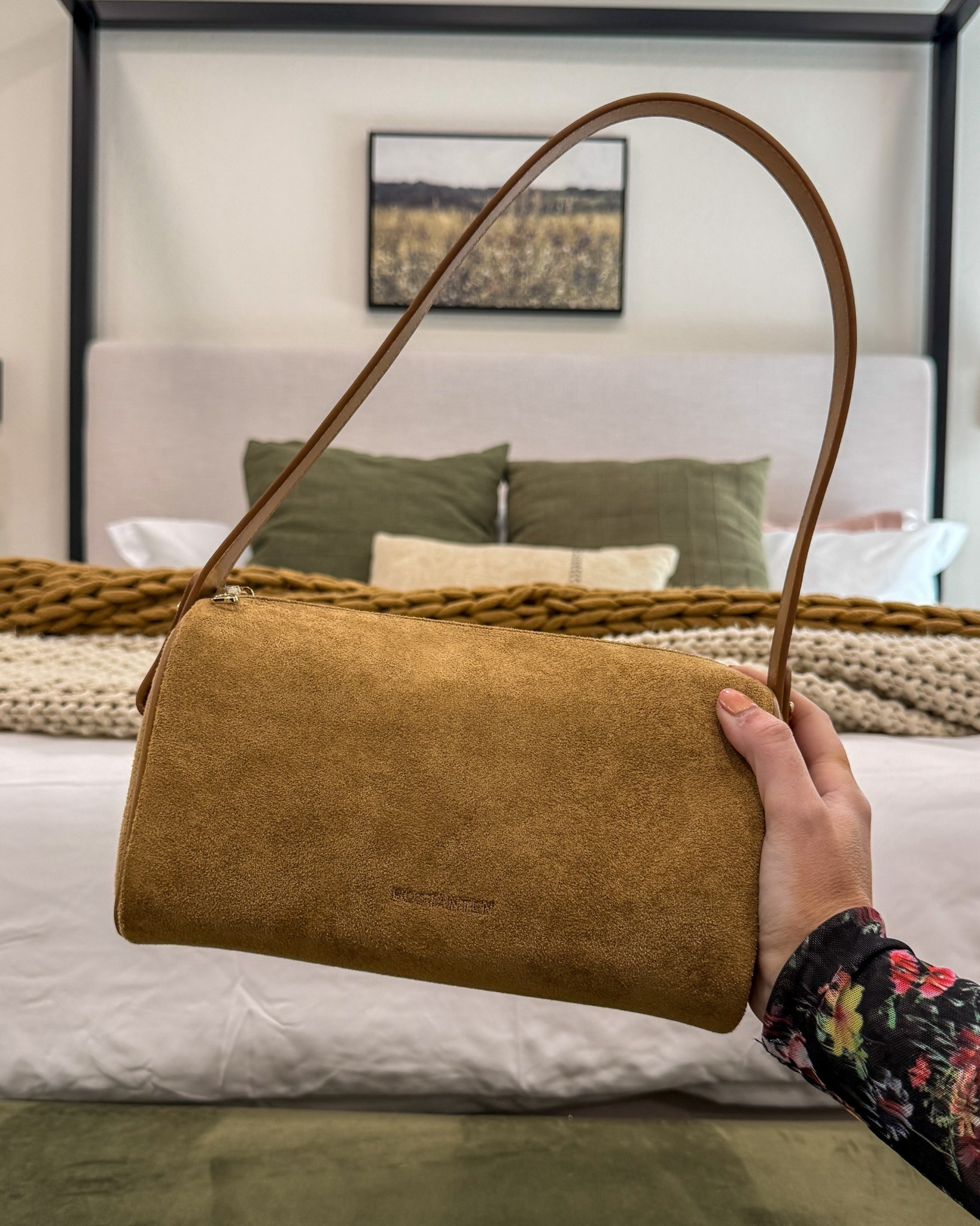 Bostanten plush suede pillow bag under $30, quiet luxury vibes without the luxury price tag


#LTKootd #LTKOver40 #LTKSaleAlert