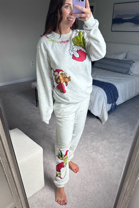 Grinch sweats for the whole family! I’m in a large in both (too big on my waist, I really need smaller bottoms)

#LTKfamily #LTKkids #LTKHoliday