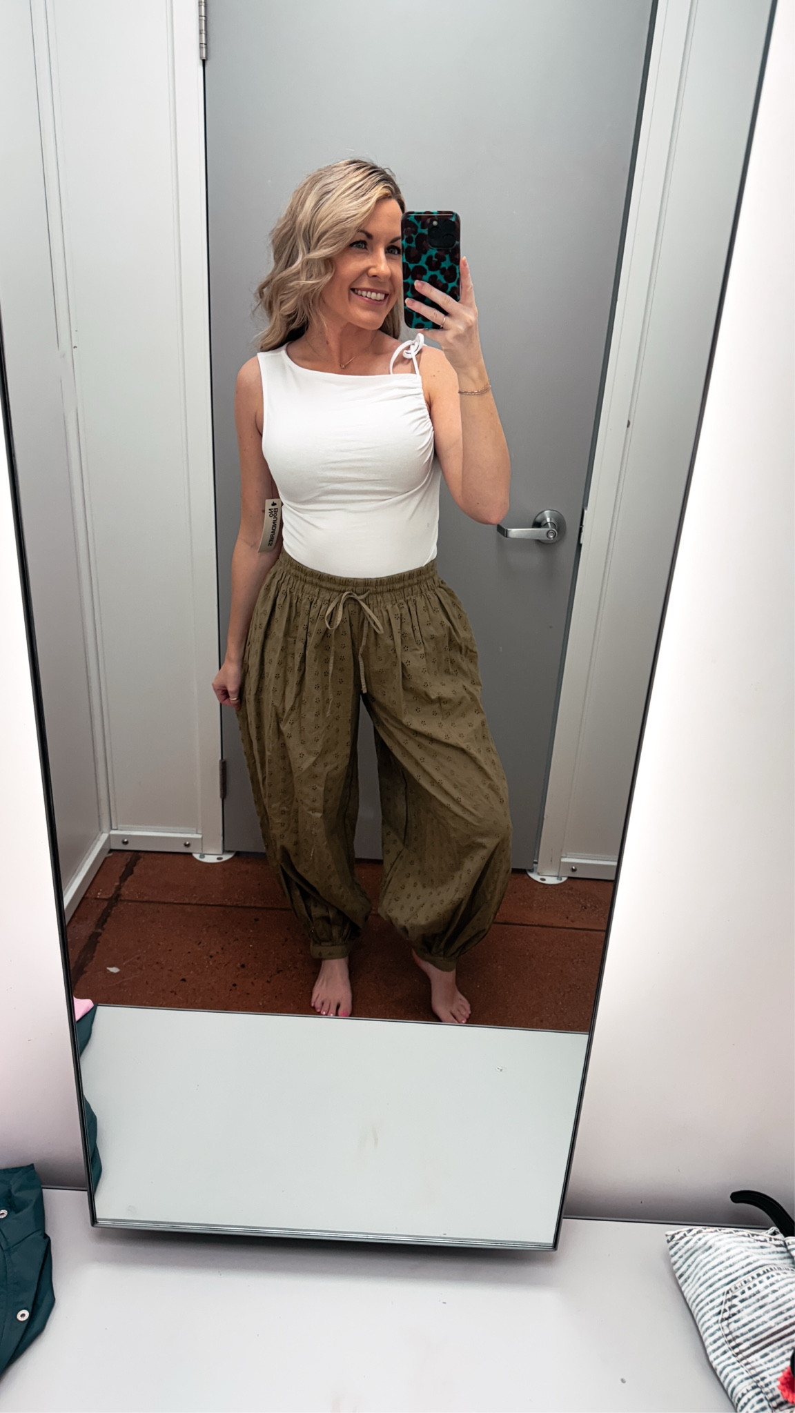 XS bottoms small top

#LTKootd #LTKPetite #LTKgrwm