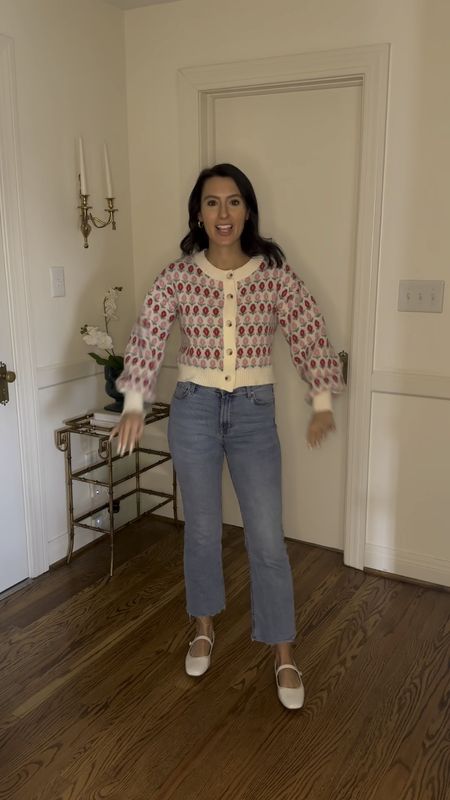 Spring outfit 
Floral sweater 
Pink floral sweater
Pink sweater
Cropped flare jeans 
Ballet slippers under $15
Jeans under $50
Sweater under $35

#LTKSeasonal #LTKhome #LTKfindsunder50