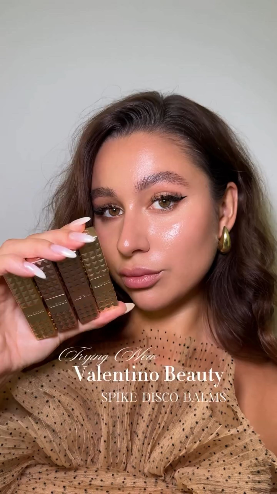 Obsessed with these @valentino.beauty 
Spike Valentino Disco Balms available at @sephora 

#giftedbyvalentinobeauty #SpikeValentinoDiscoBalm #SpikeValentino #ugccreator #ugccontent #ugcexample
#ugccontentcreator #ugcusa #ugcvideo #beautycreator
#beautyugc