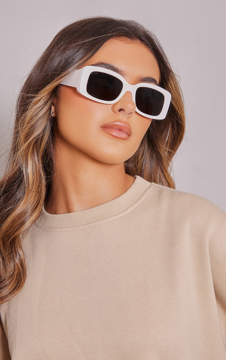 White Matte Retro Brown Lens Sunglasses | Pretty Little Thing (Australia & New Zealand)