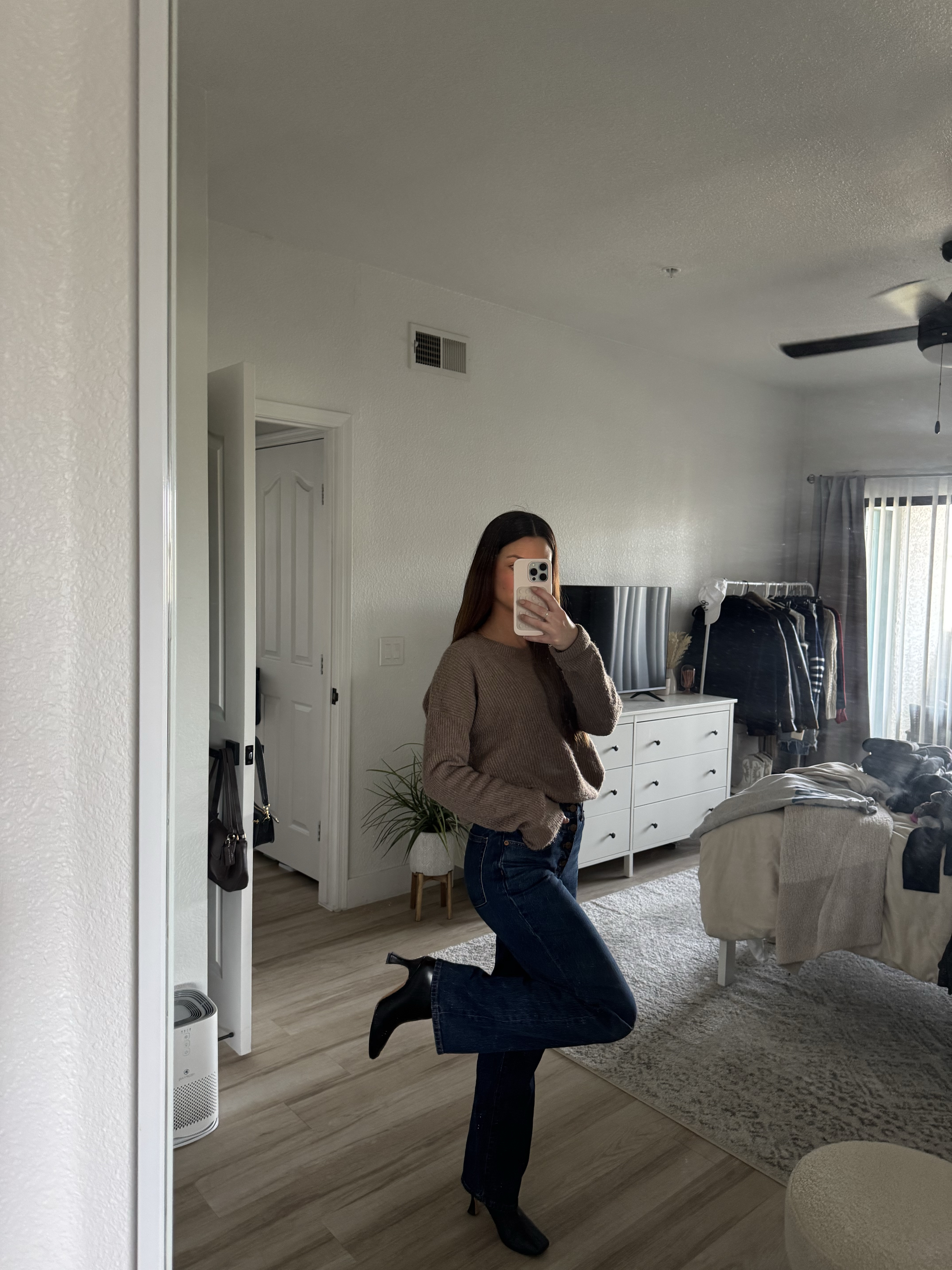 Cozy, chic, and ready for the season ❄️ Your ultimate winter outfit inspo is here! Shop my looks here and stay warm in style. ✨ #WinterWardrobe #OOTD #LTKSeasonalStyle #LTKWinterFashion #StyleInspo

#LTKGiftGuide #LTKStyleTip #LTKHoliday