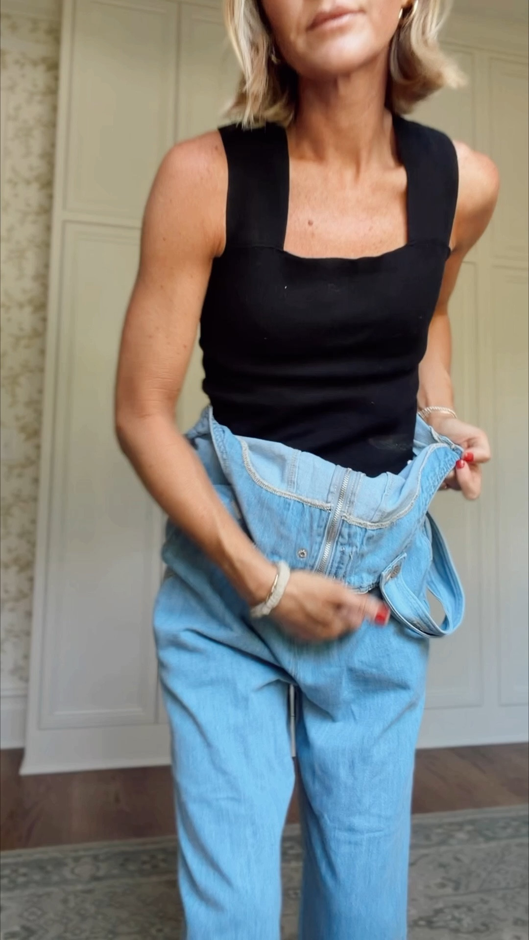 Small in tank
Small in overalls 