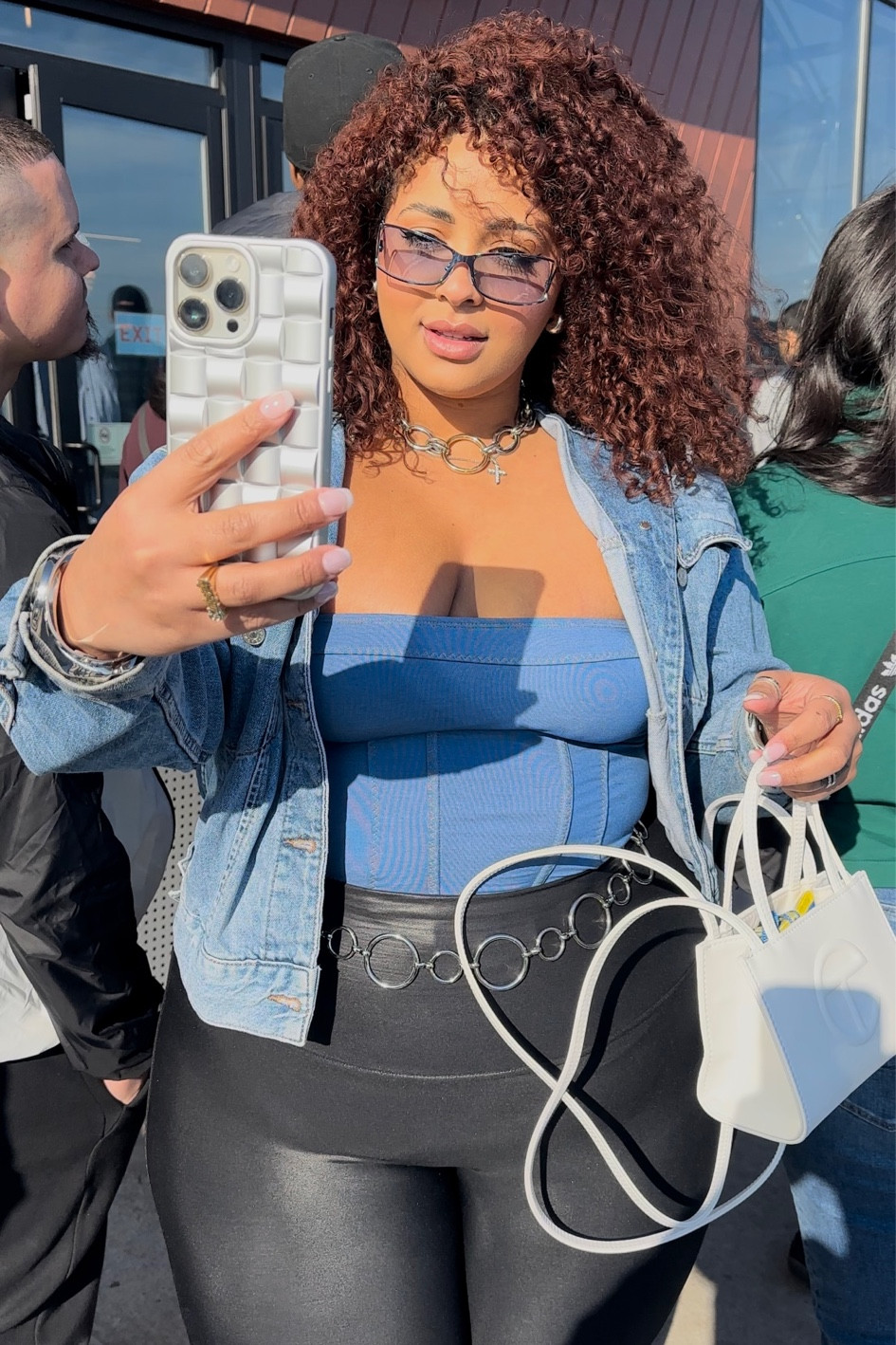 Quick and cute outfit of the day 💙

#LTKfit #LTKcurves