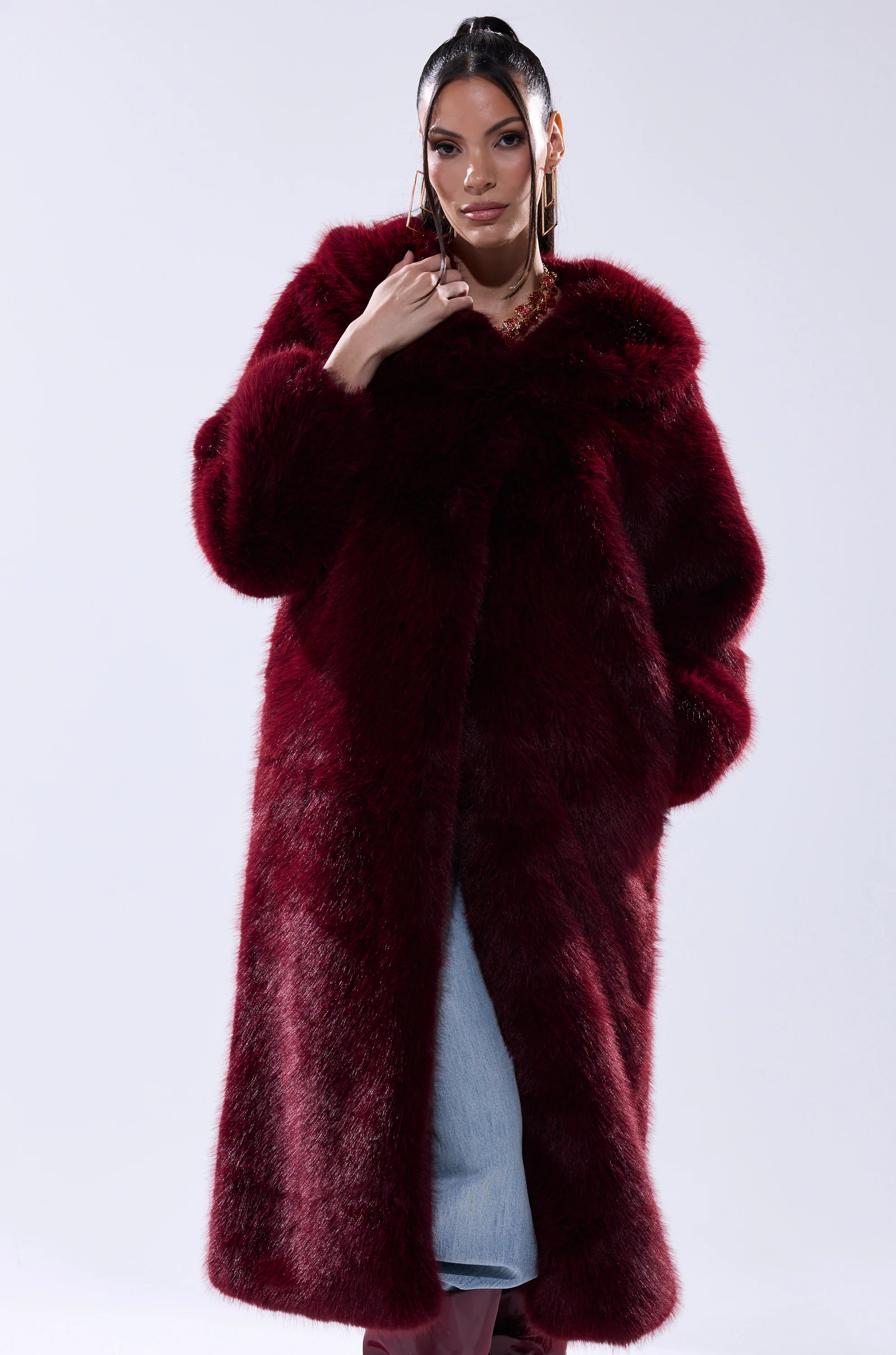 MANCHESTER HOODED FAUX FUR IN BURGUNDY | AKIRA