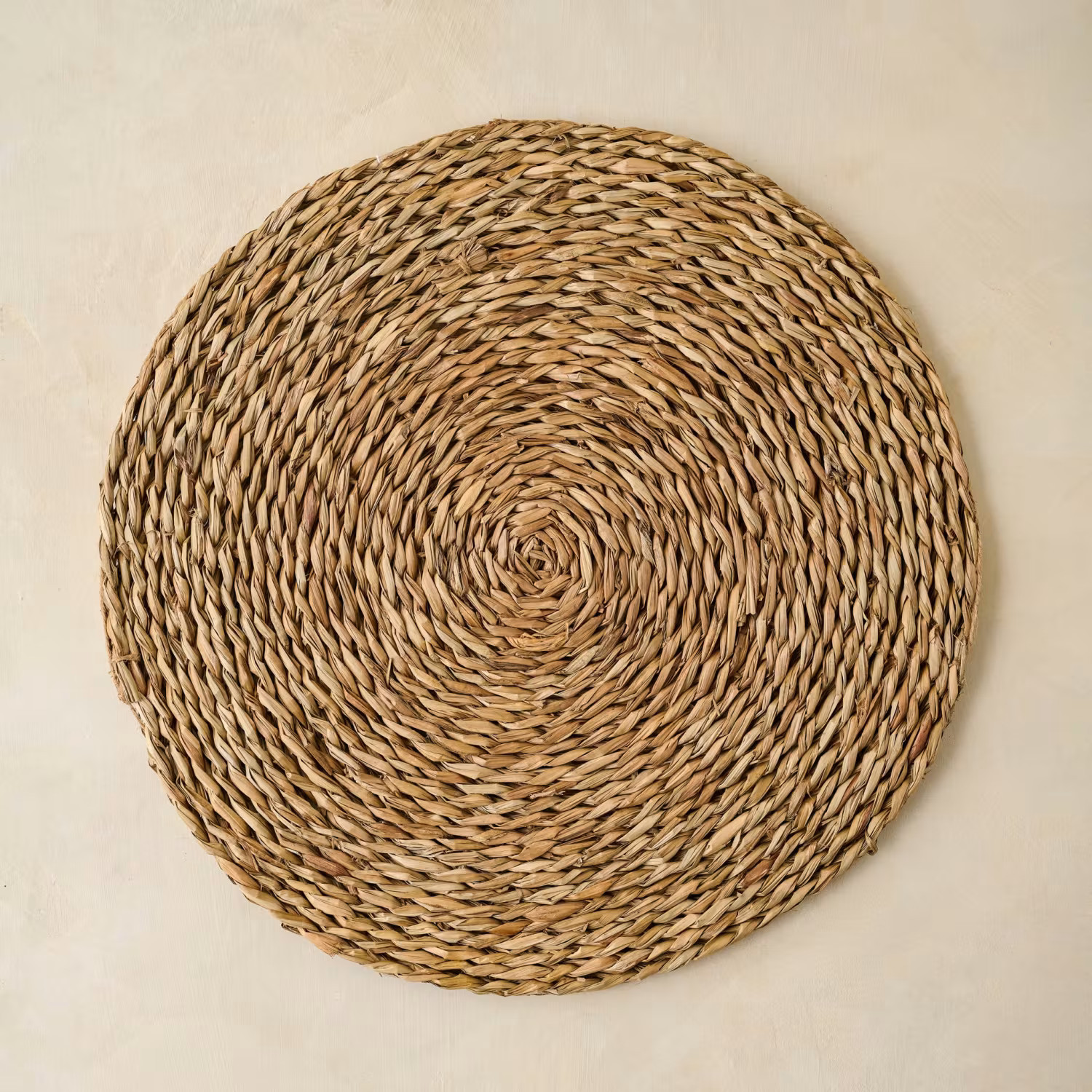 Lucian Round Placemat | Magnolia