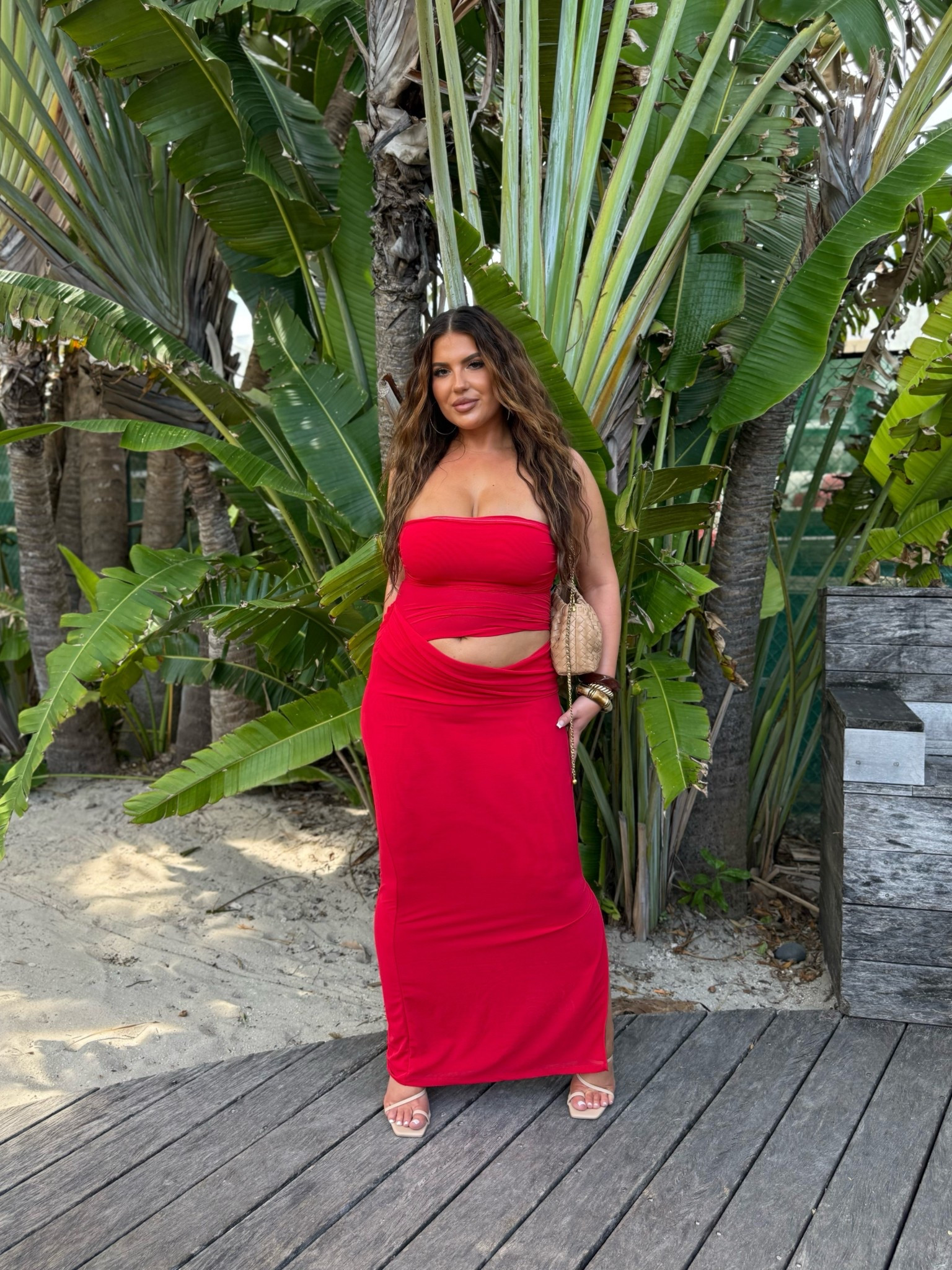 Summer Outfit Inspo! Wearing a L! (Very tummy-flattering fit, because of the draping around the tummy!)

#LTKMidsize #LTKFindsUnder100