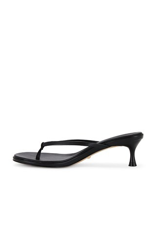 Kimme Sandal in Black | Revolve Clothing (Global)