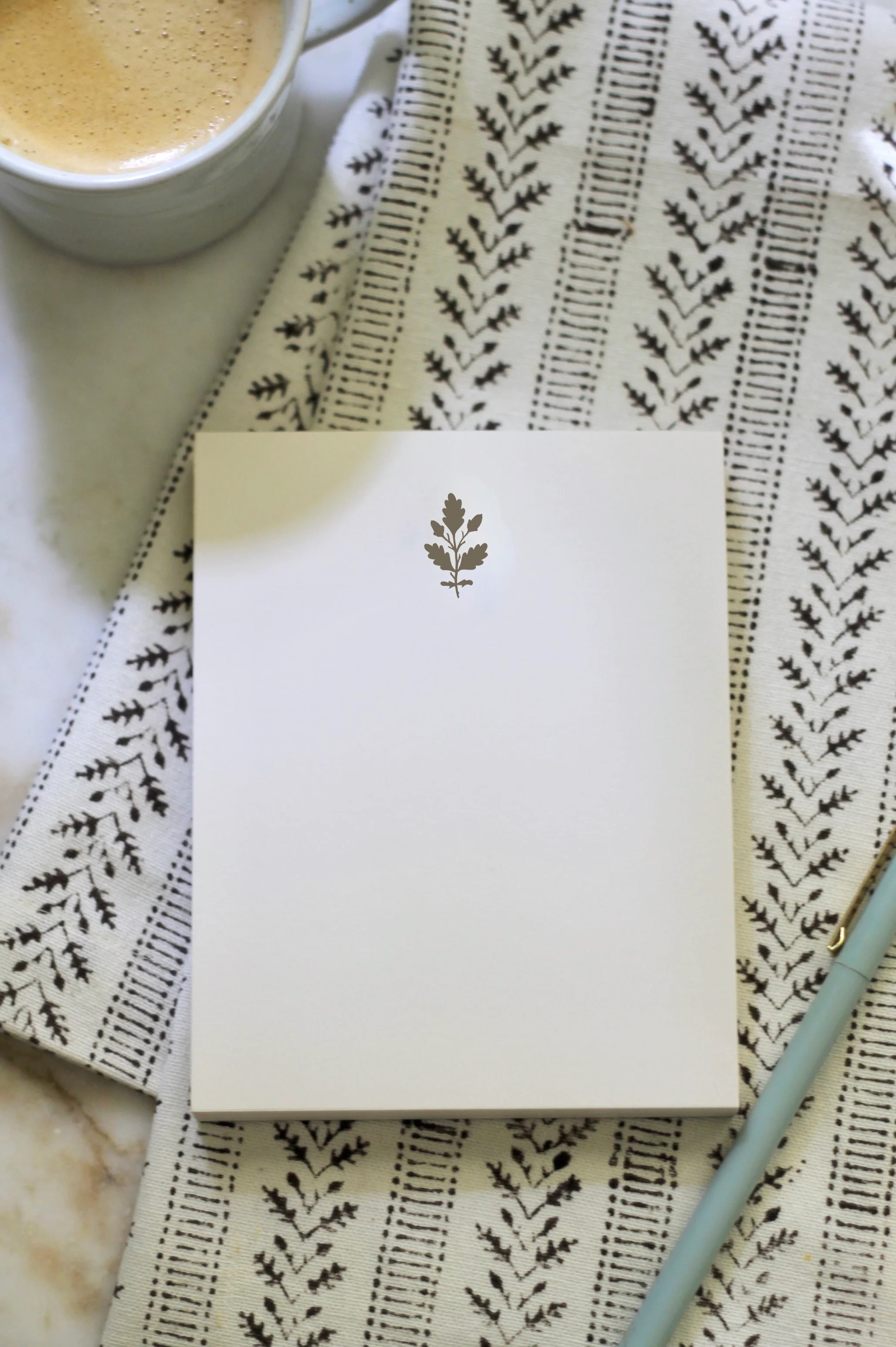 Acorn & Oak Leaf Tablet | JSH Home Essentials