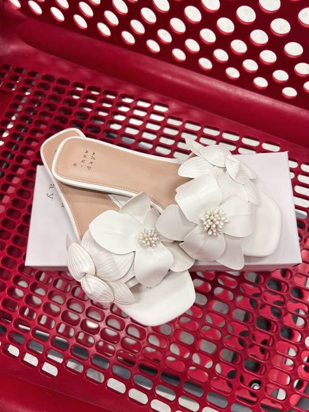 Floral sandal slides from Target!! How cute are these :) They come in more colors and heels versions too!

#sandals #shoes #target #summer #spring #wedding #travel 

#LTKstyletip #LTKshoecrush #LTKSpringSale