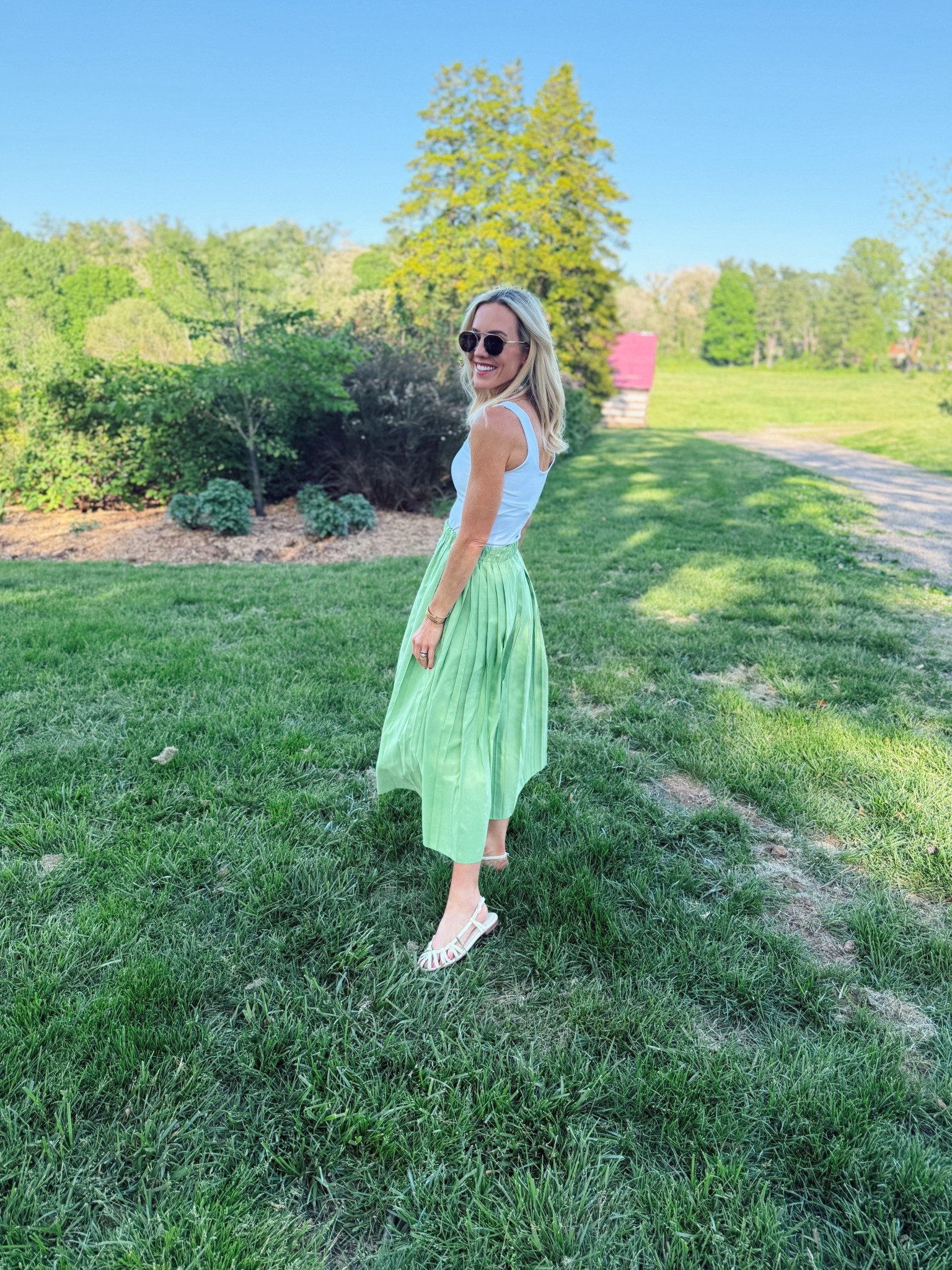 This skirt is a must!! Under $150!

#LTKootd #LTKmomlife #LTKSeasonal