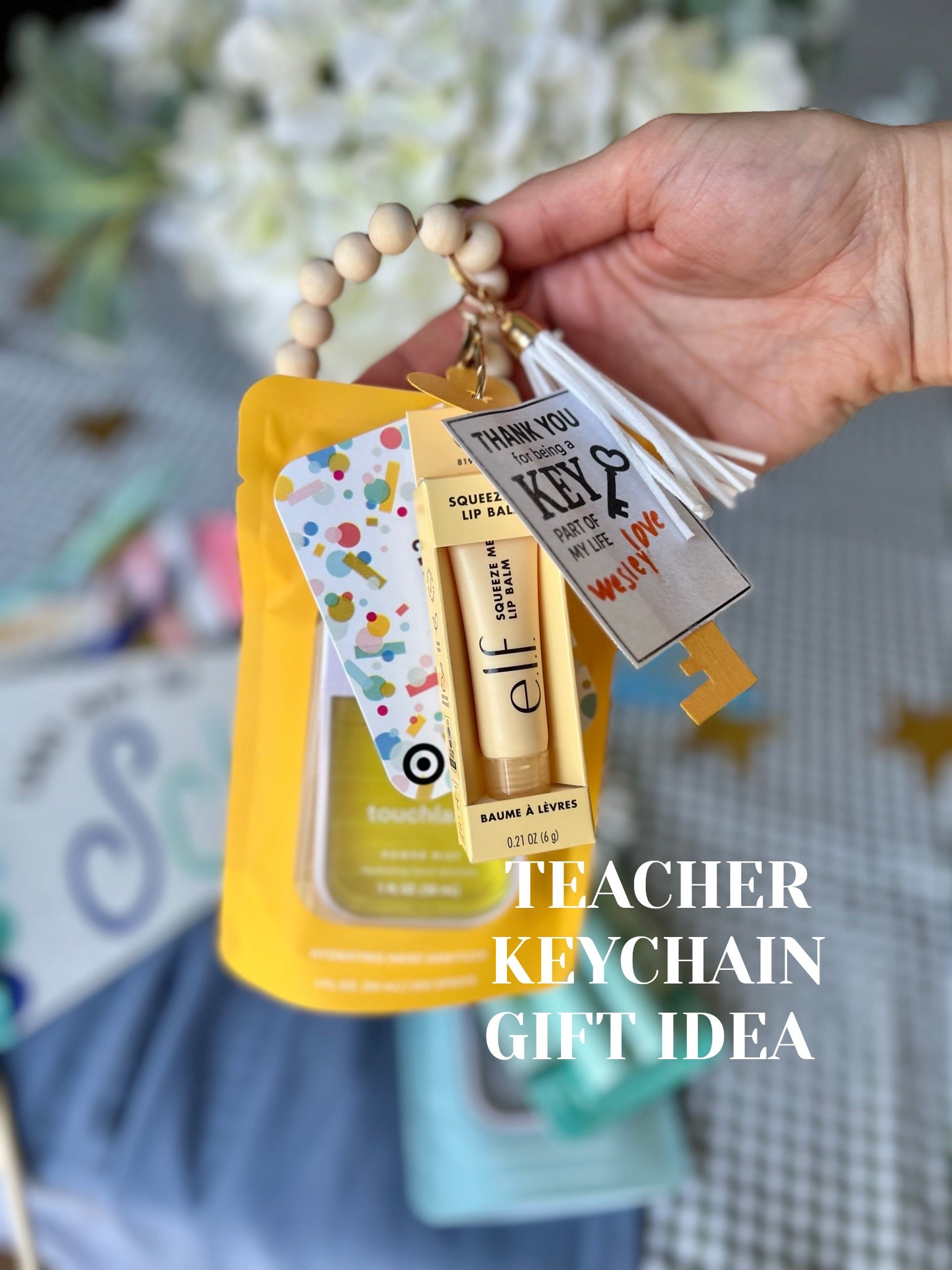 We love making these for teachers! The cutest way to give them a gift card + you can add anything you’re able to hole punch 🫶🏻🥳

#LTKKids #LTKSeasonal #LTKmomlife
