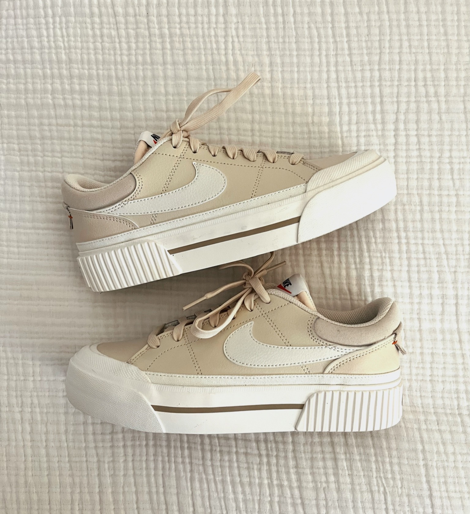 Fall transitional shoes 

#LTKSeasonal #LTKfit #LTKshoecrush