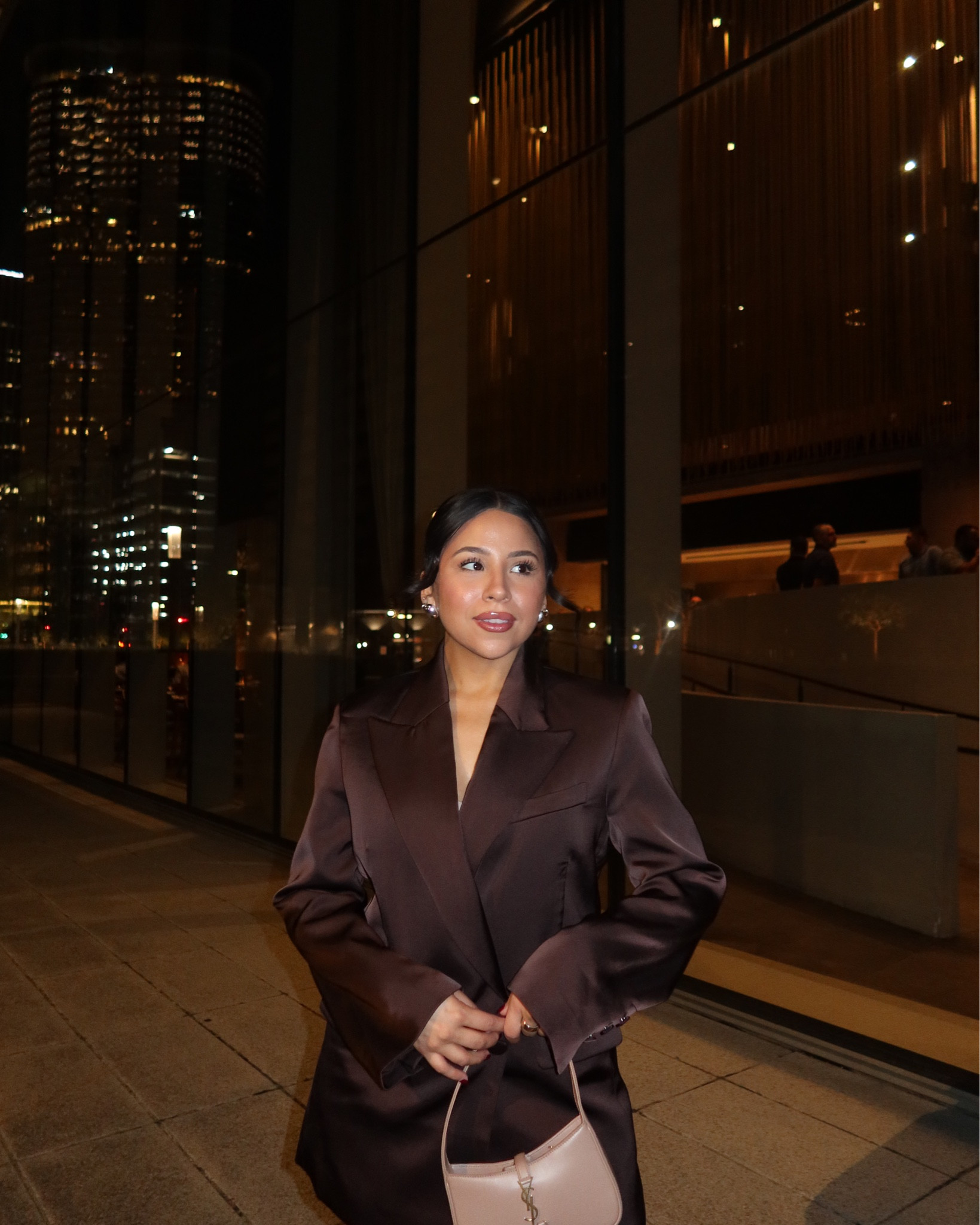 Blazer: xs 
Skirt: small 
Kitten heels: 7 
Ysl mini bag 

#LTKootd #LTKNYFW #LTKPetite