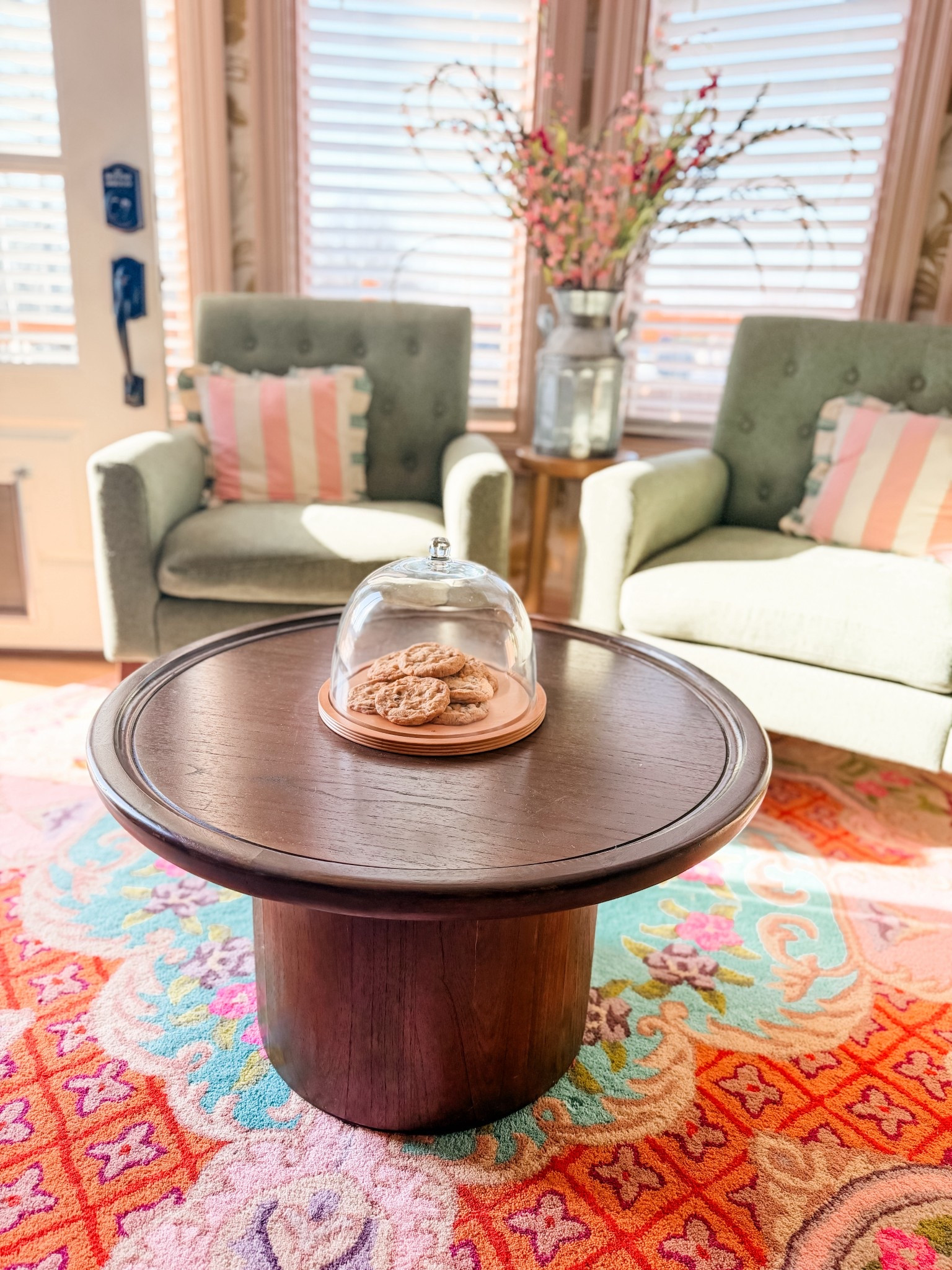 Spring decor accent chairs table and rug 

#LTKHome