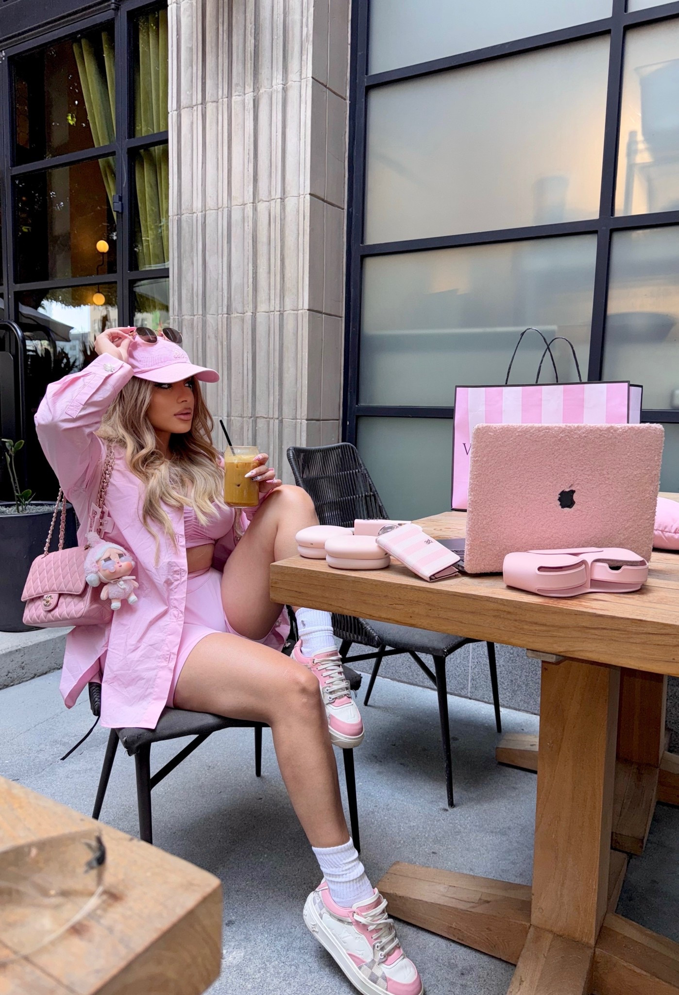 Babes this pink oasis is unreal! 💞😩 I still surprise myself sometimes! 

#LTKSeasonal #LTKSaleAlert #LTKActive