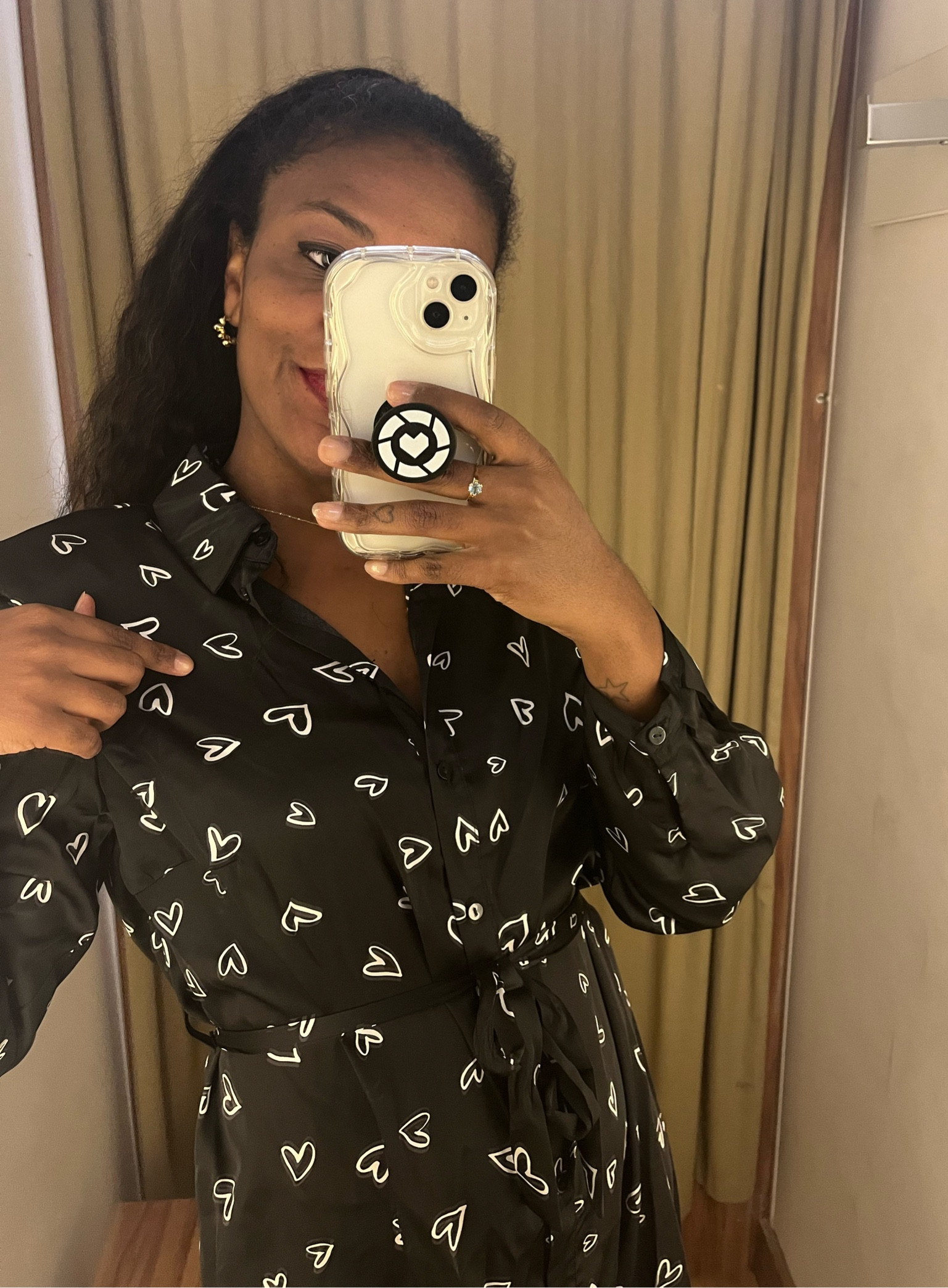 Amei os detalhes da estampa desse vestido chemise! 🤌🏾✨

#LTKstyletip