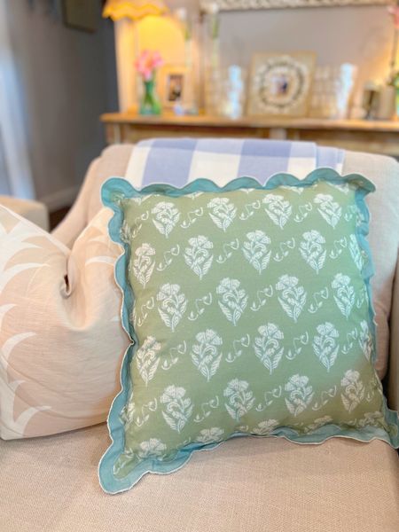 Cutest spring time pillows! Set of 2 comes with inserts. On sale! 

#LTKhome #LTKsalealert