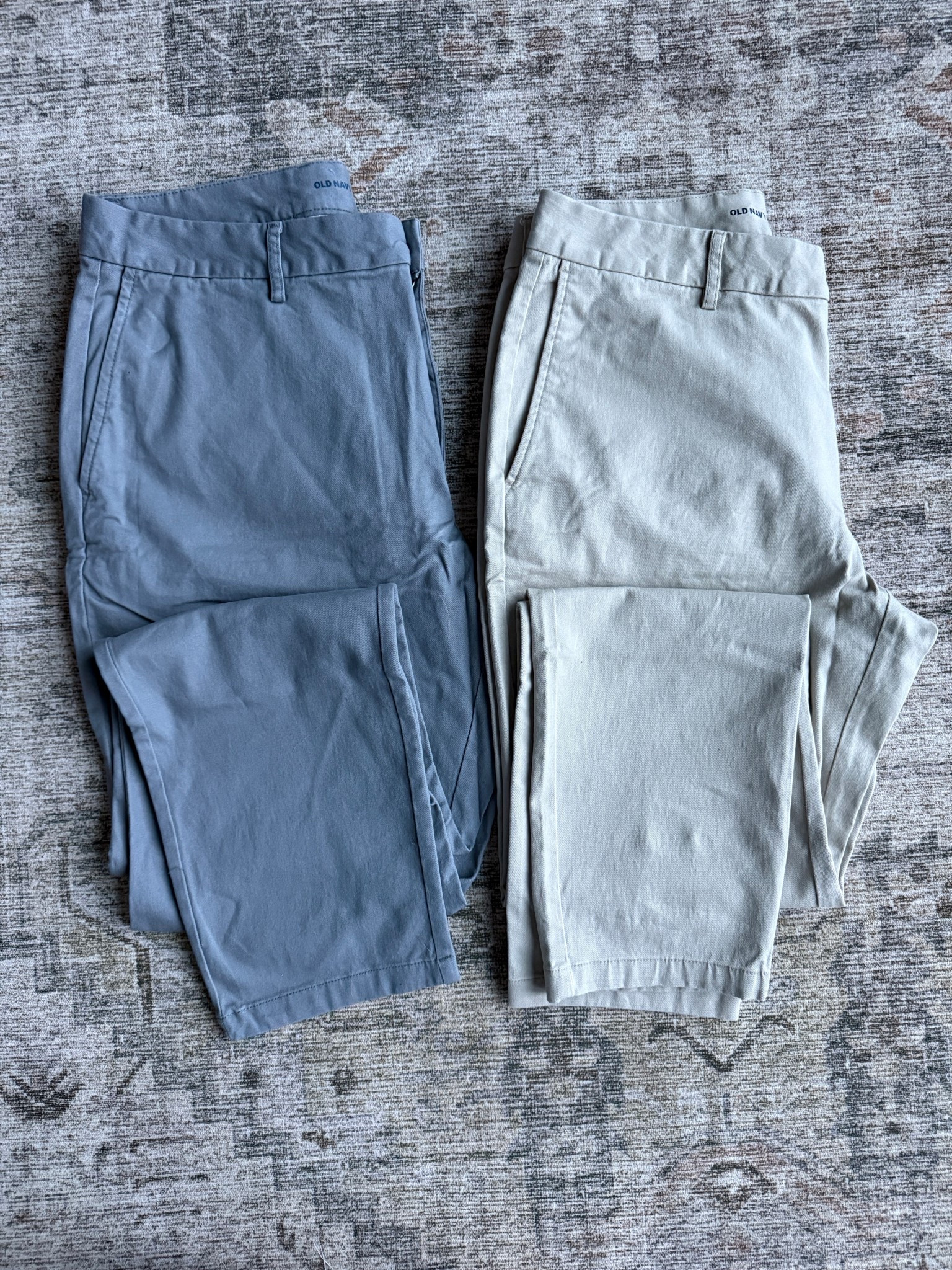 Khakis for the athletic body. #oldnavy 