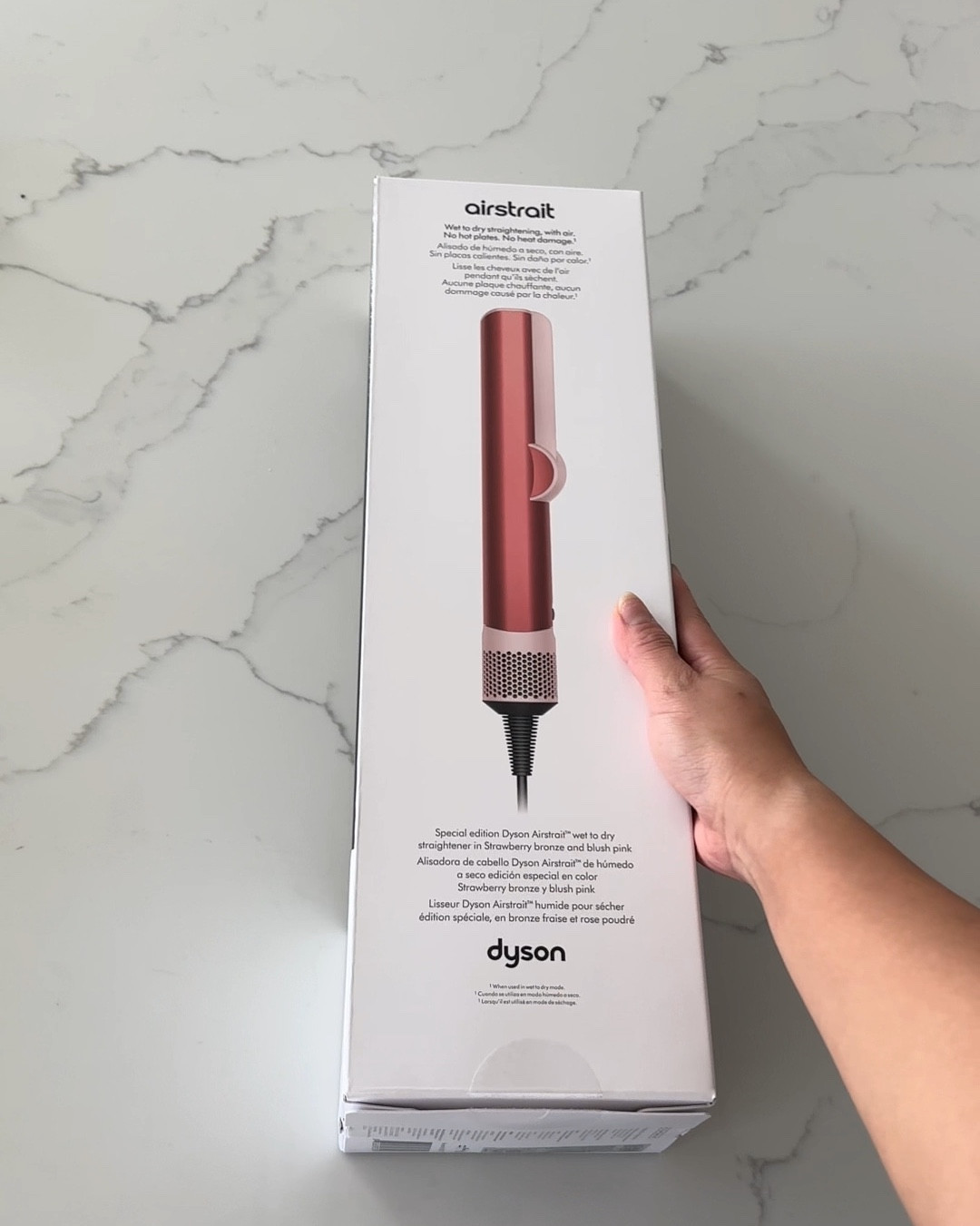 Early Christmas gift 🎁 Dyson Airstrait is on sale for Black Friday for $100 off! Mine came with complimentary hair accessories & the stand. 

#dyson #dysonairstrait #unboxing #hairtools

#LTKBeauty #LTKGiftGuide #LTKCyberWeek