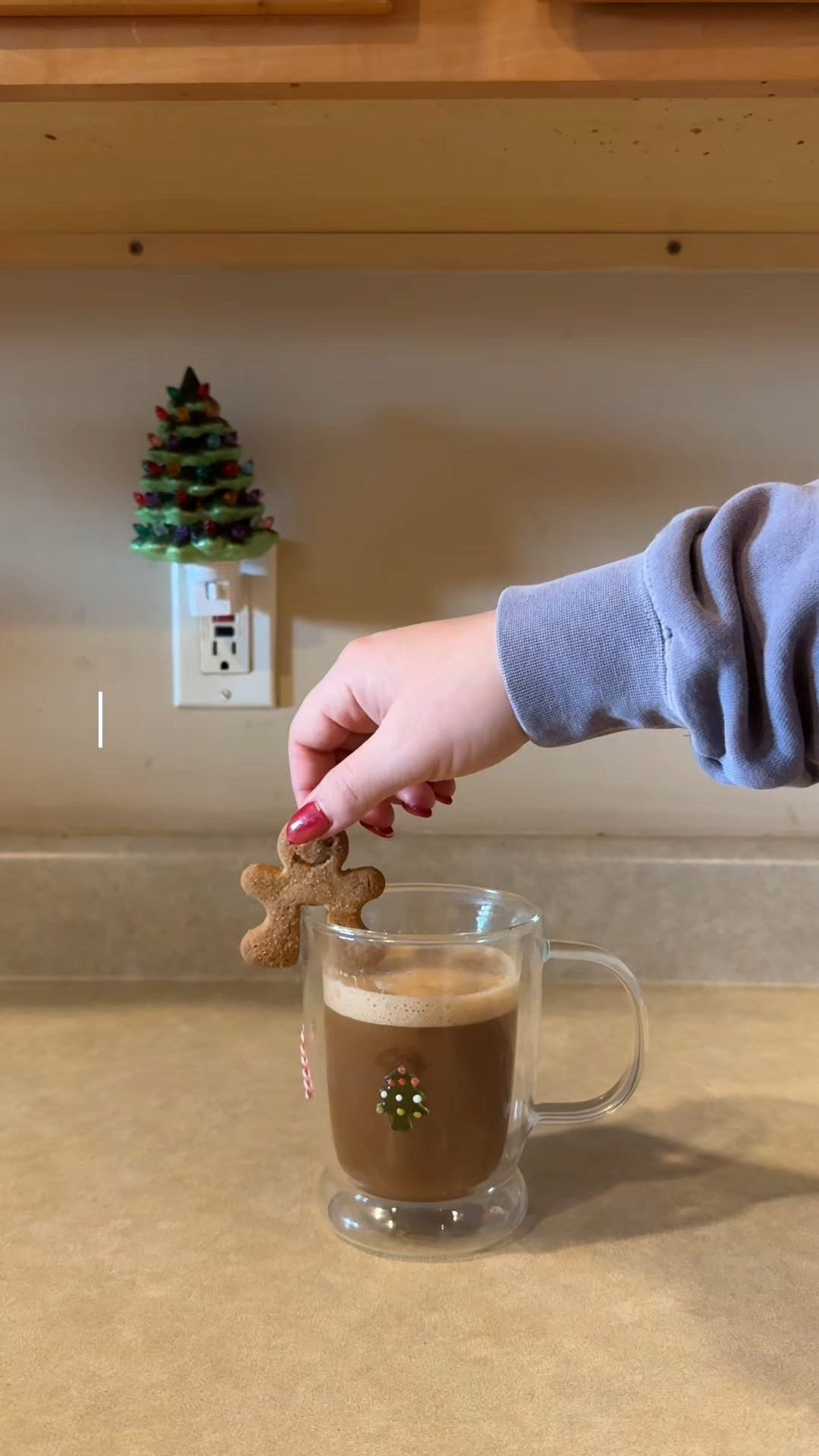 Cozy December morning vlog! 



Morning routine
Cozy morning
December 

#LTKvlog #LTKmorningroutine #LTKHoliday