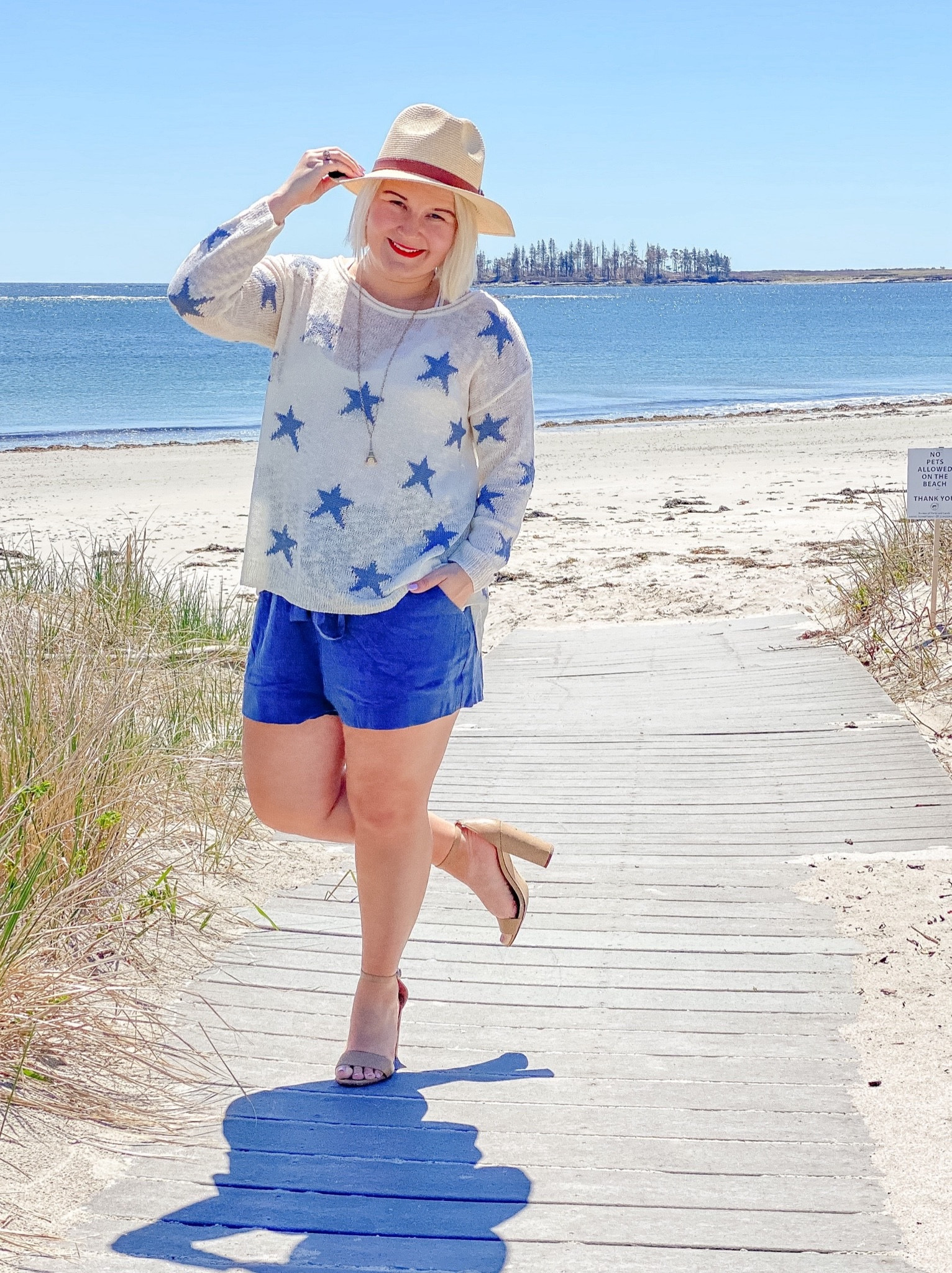 How fun is this star sweater from @pinklily ? 

#LTKSeasonal #LTKootd #LTKPetite