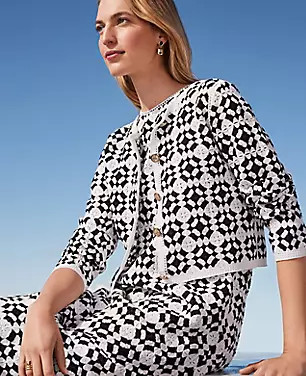 Petite Geo Crochet Cardigan | Ann Taylor (US)