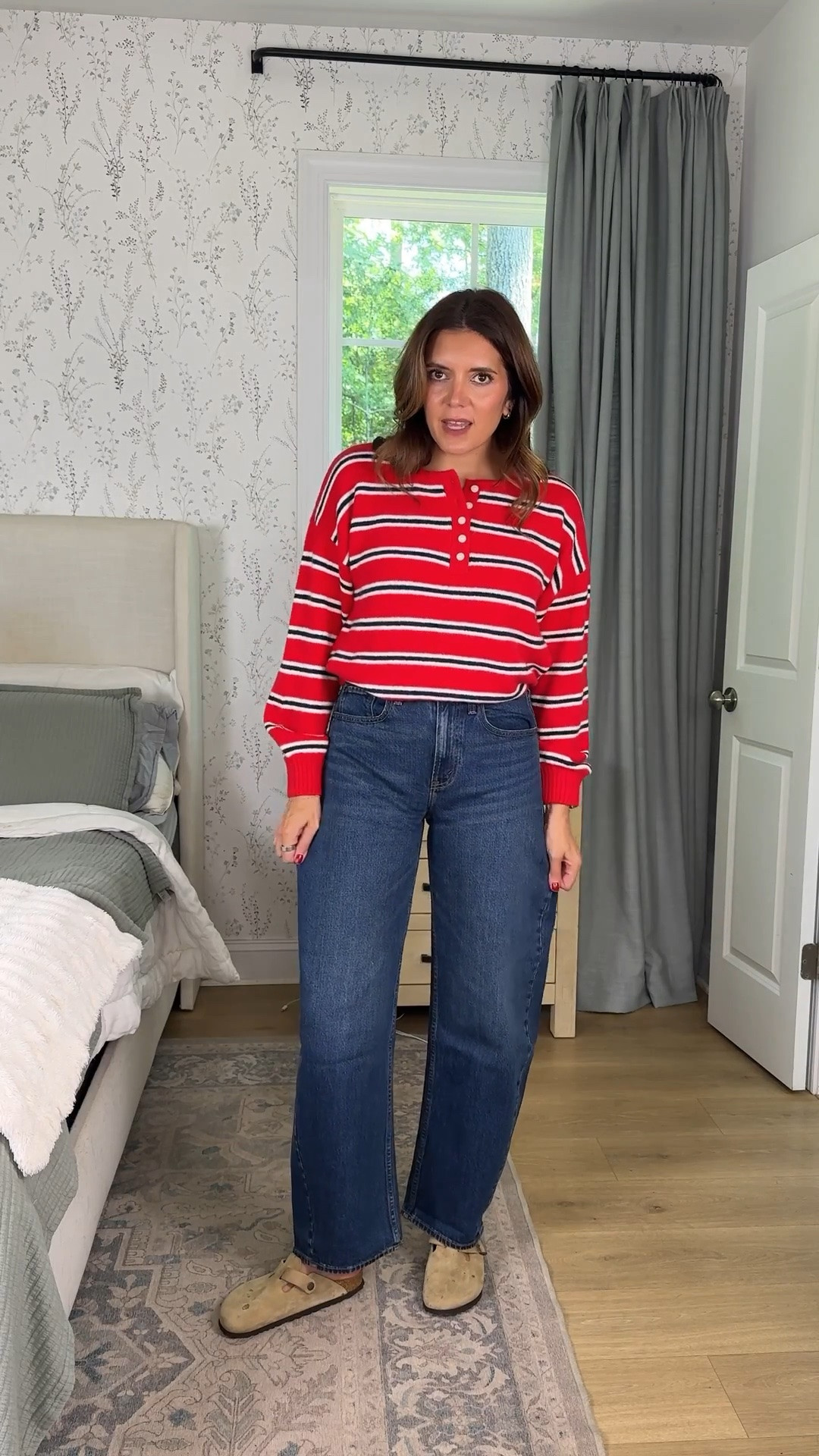 Bestselling barrel leg jeans from Abercrombie!! I’m 5’7” and wear a 27 tall length.

#LTKTall #LTKOver40