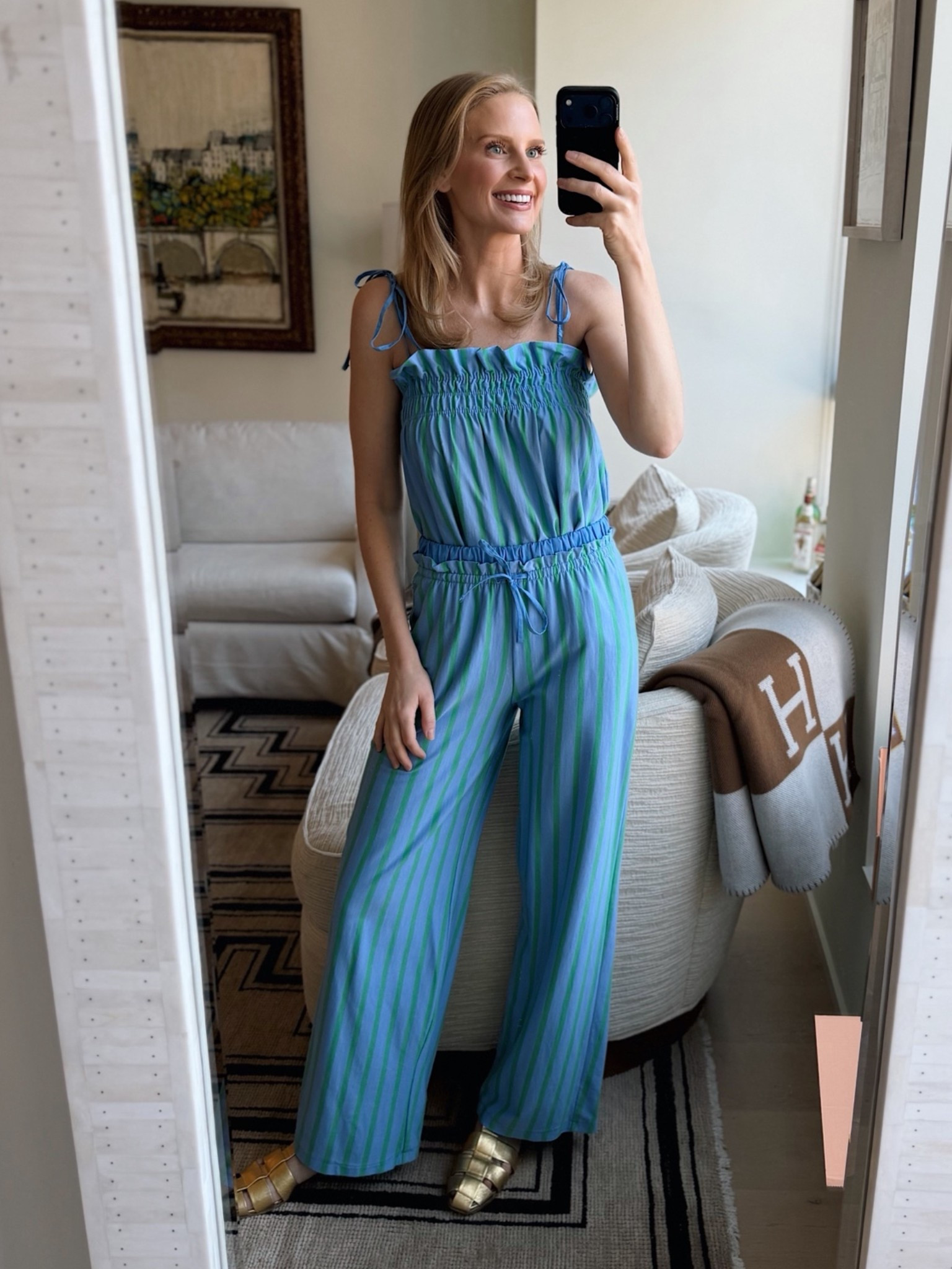 Today’s look! Wearing the small in both the top and bottoms. Sandals are old Gabriela Hearst ✨

#LTKootd