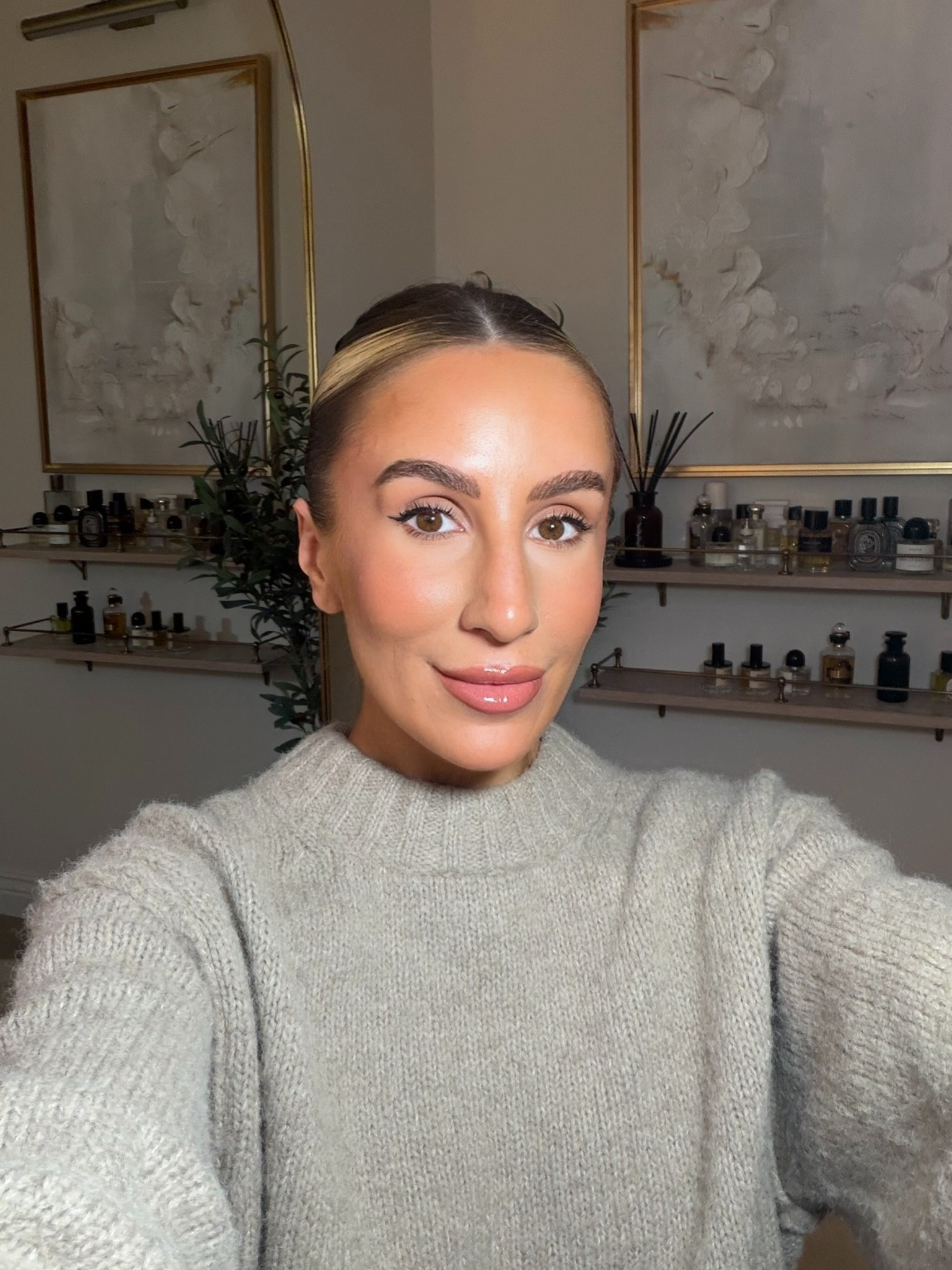 Blush - shade puff
Highlighter - shade nectar 
Lip gloss - shade fussy
Bronzer - shade Island ting 
Setting powder - shade translucent
Eyebrow pencil - shade dark brown 
Lip liner - shade No 2 
@spacenk ad

#LTKbeauty #LTKuk #LTKstyletip