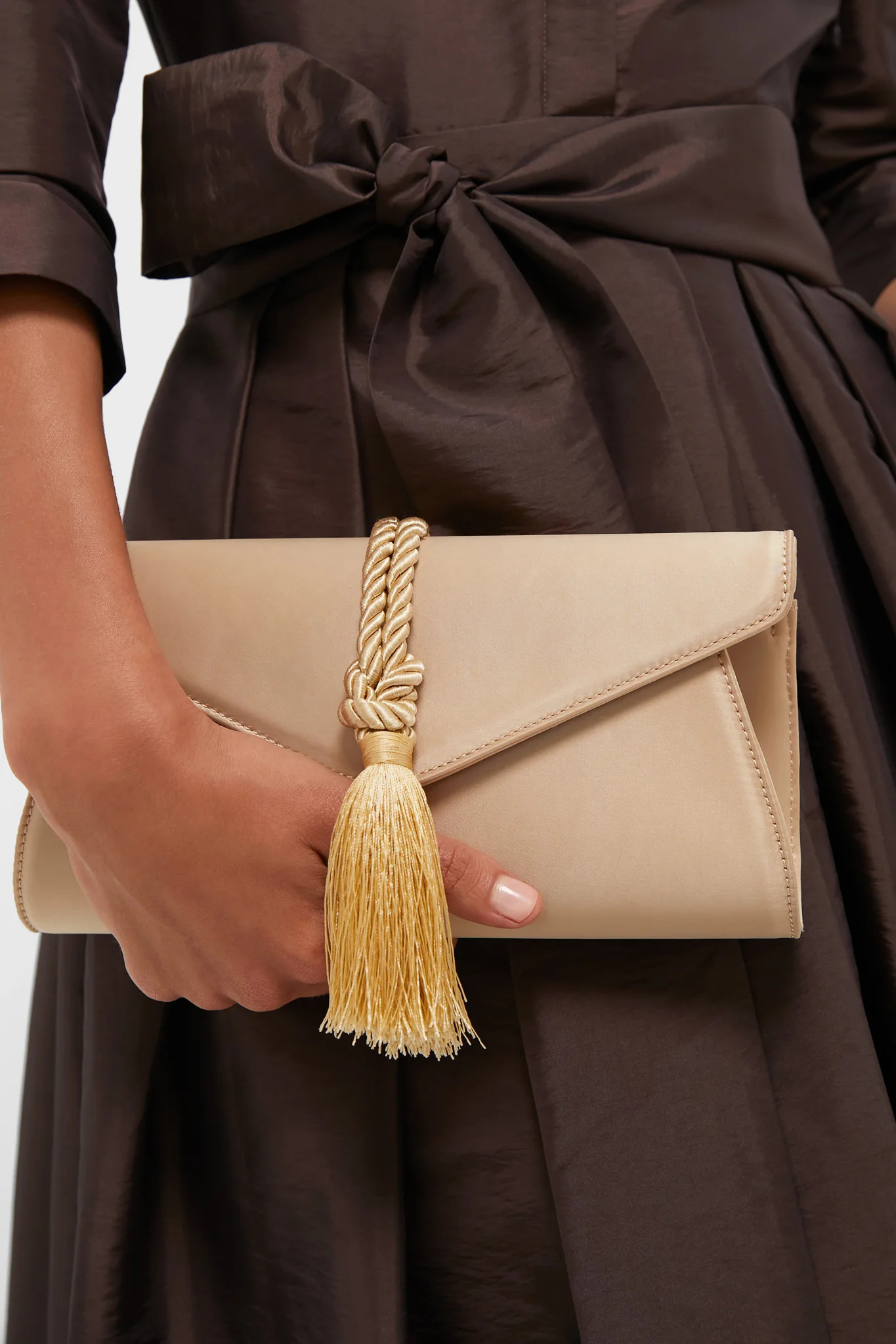 Champagne Satin Gabrielle Clutch | Tuckernuck (US)